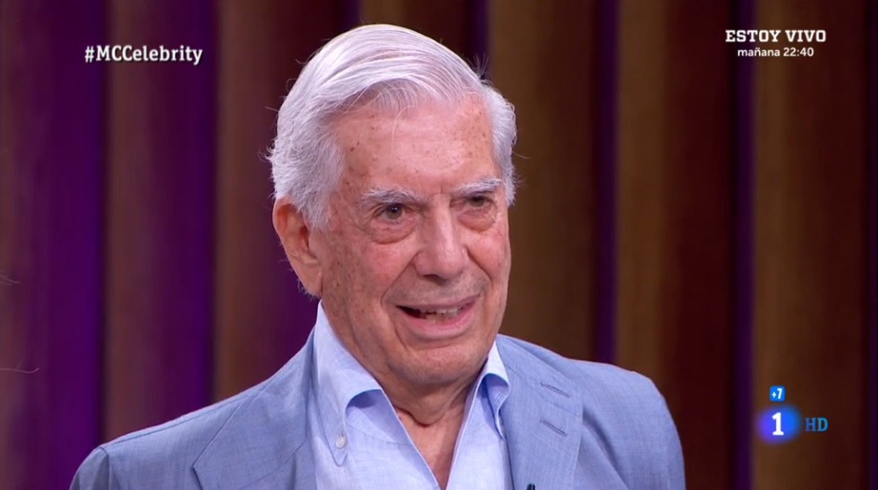 Burla masiva contra Vargas Llosa: descamisado y con la ropa arrugada en la final de 'Masterchef'