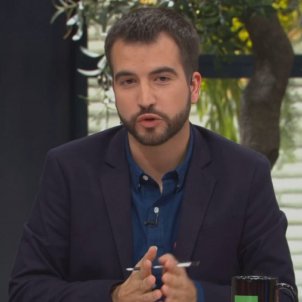 Ustrell insulta treballadors de TV3 i rep aquesta caixa amb un advertiment