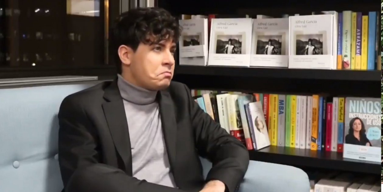 Alfred García, surrealista durante una entrevista que impacta a sus fans