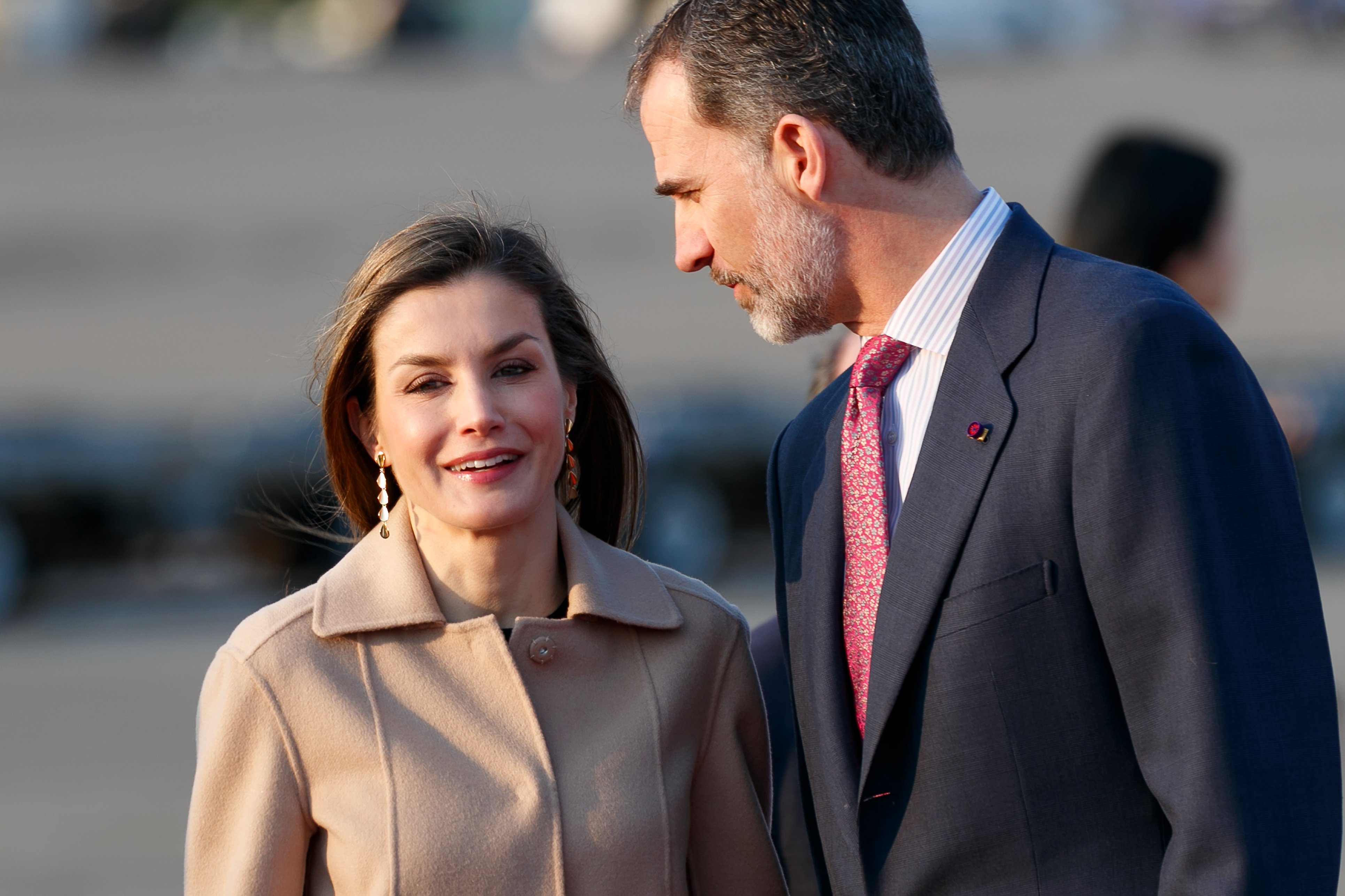 Telecinco humilla a Letizia: hinchada recién pinchada y operación de orejas