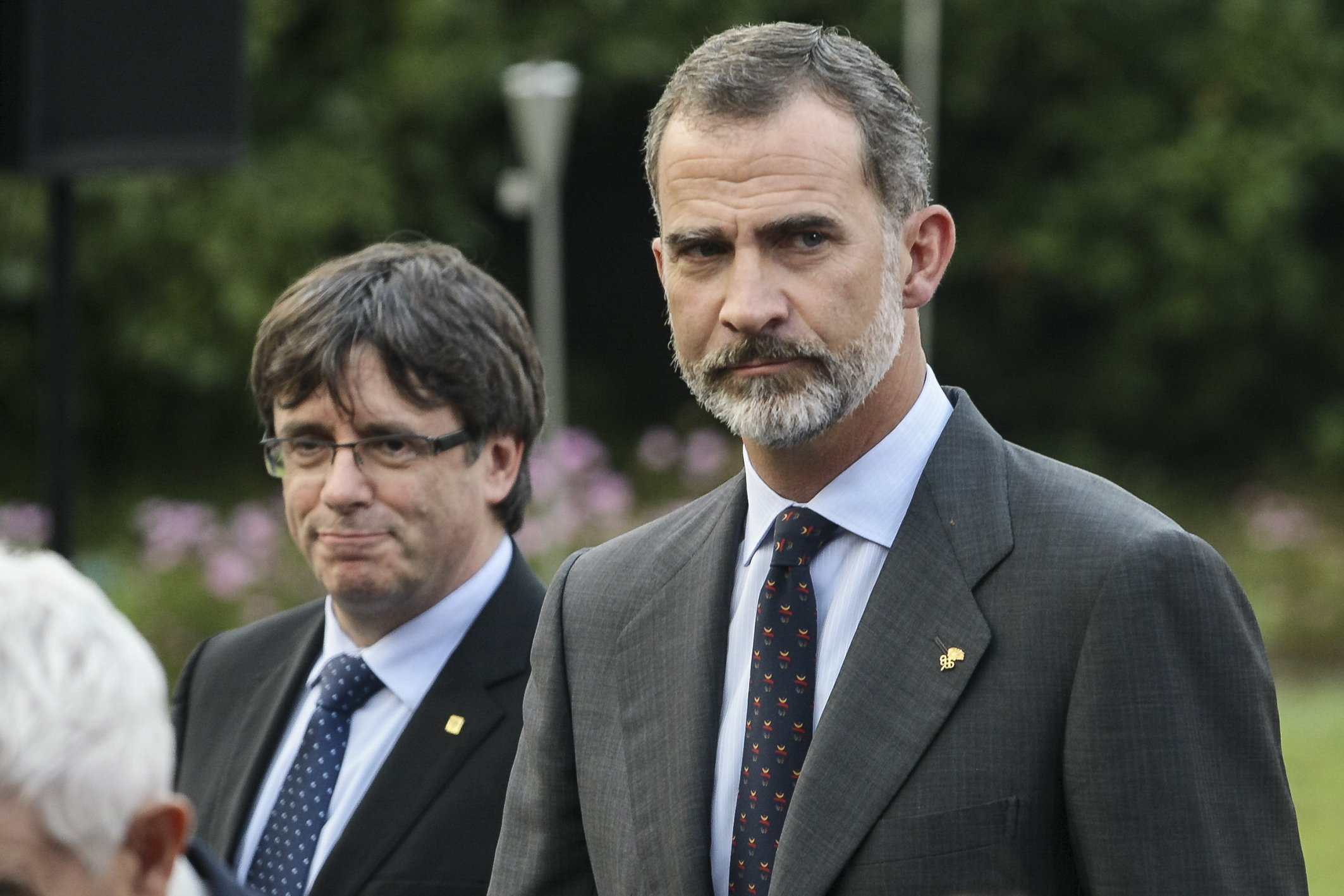 El rey con pulsera de España criticando a Puigdemont: imagen ultra de Felipe