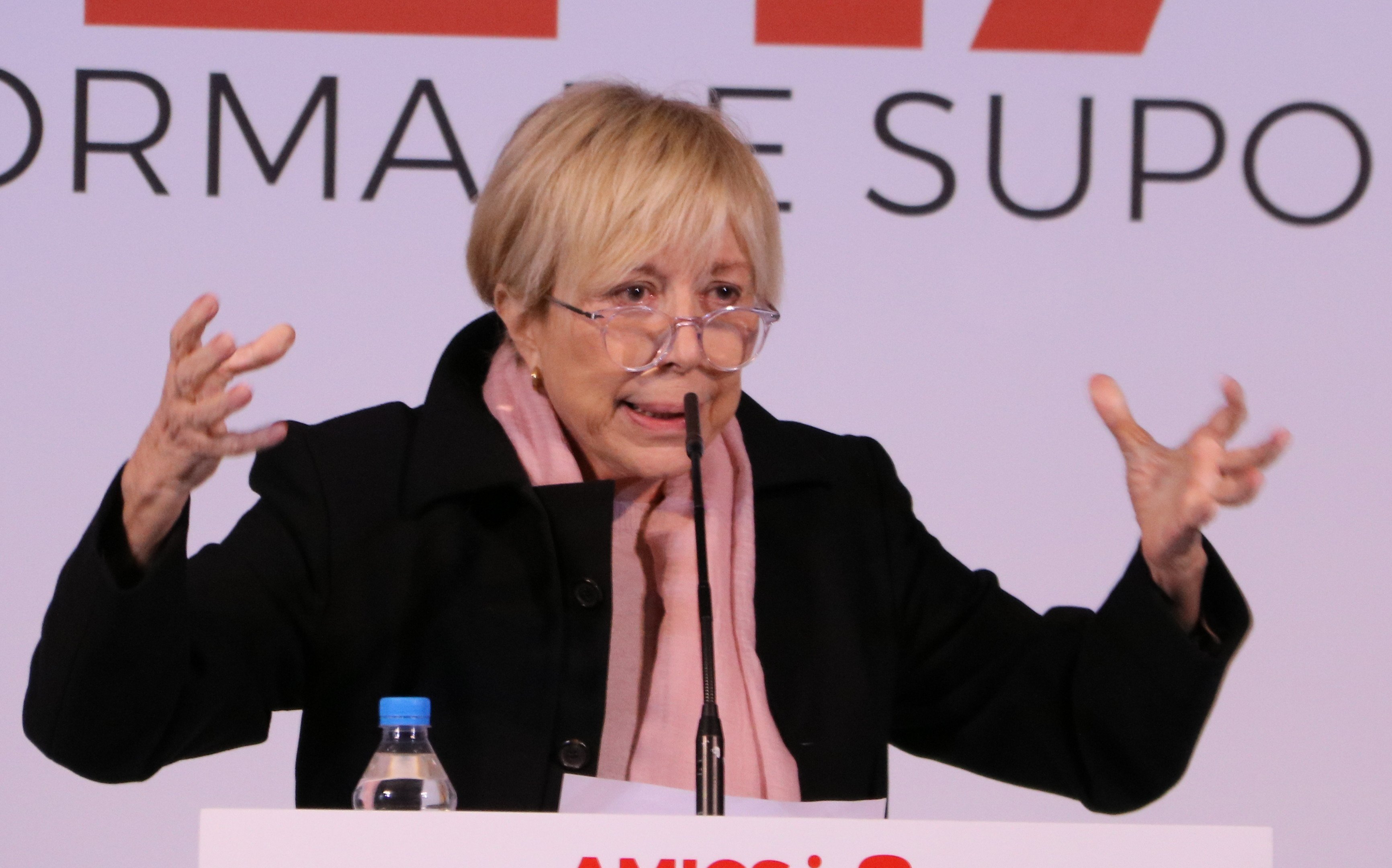 Rosa Maria Sardà perd els papers atacant els indepes: "En Catalunya hay racismo"