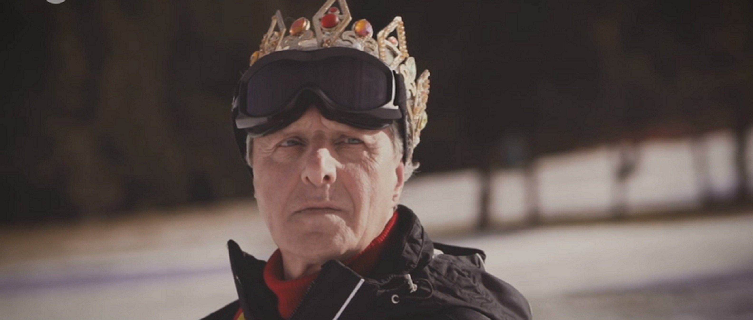 El hijo del Rey, esquiando con corona y bandera de España en TV3: "Hago como ellos"