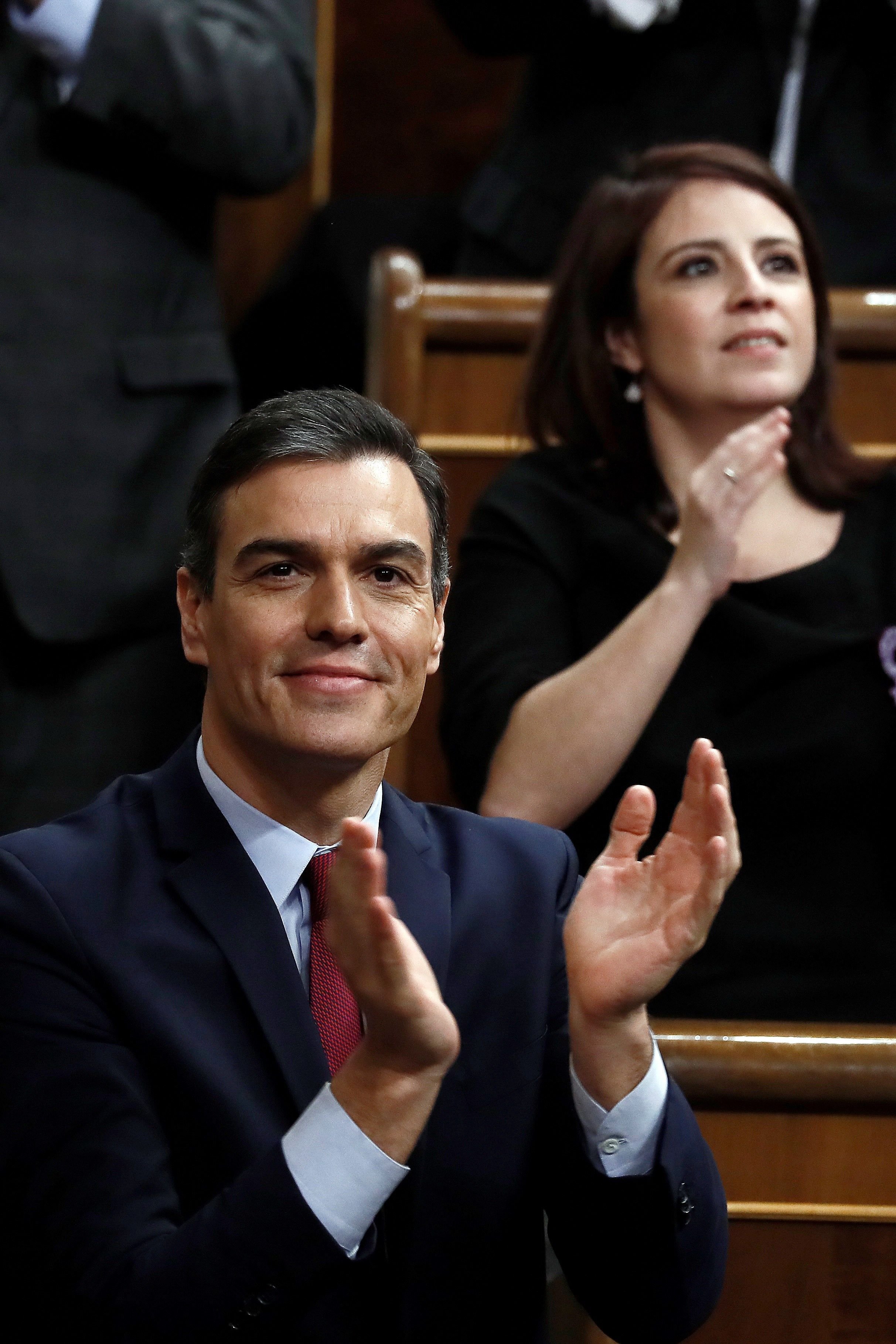 L'actor estrella de Telecinco sense barba ni cabellera és... Pedro Sánchez