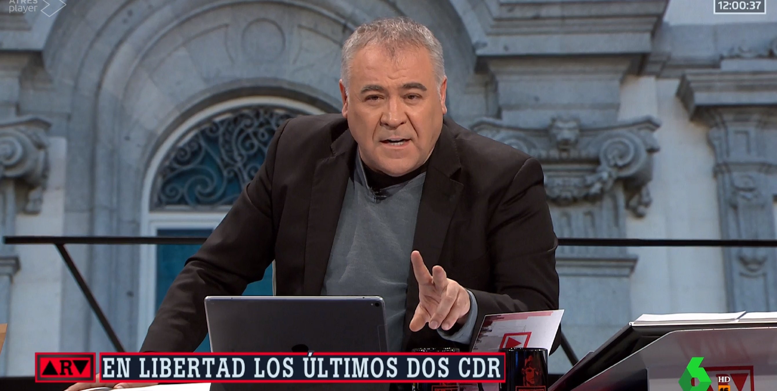 Fúria contra Ferreras: 3 h. de programa i dedica als CDR alliberats 32 segons