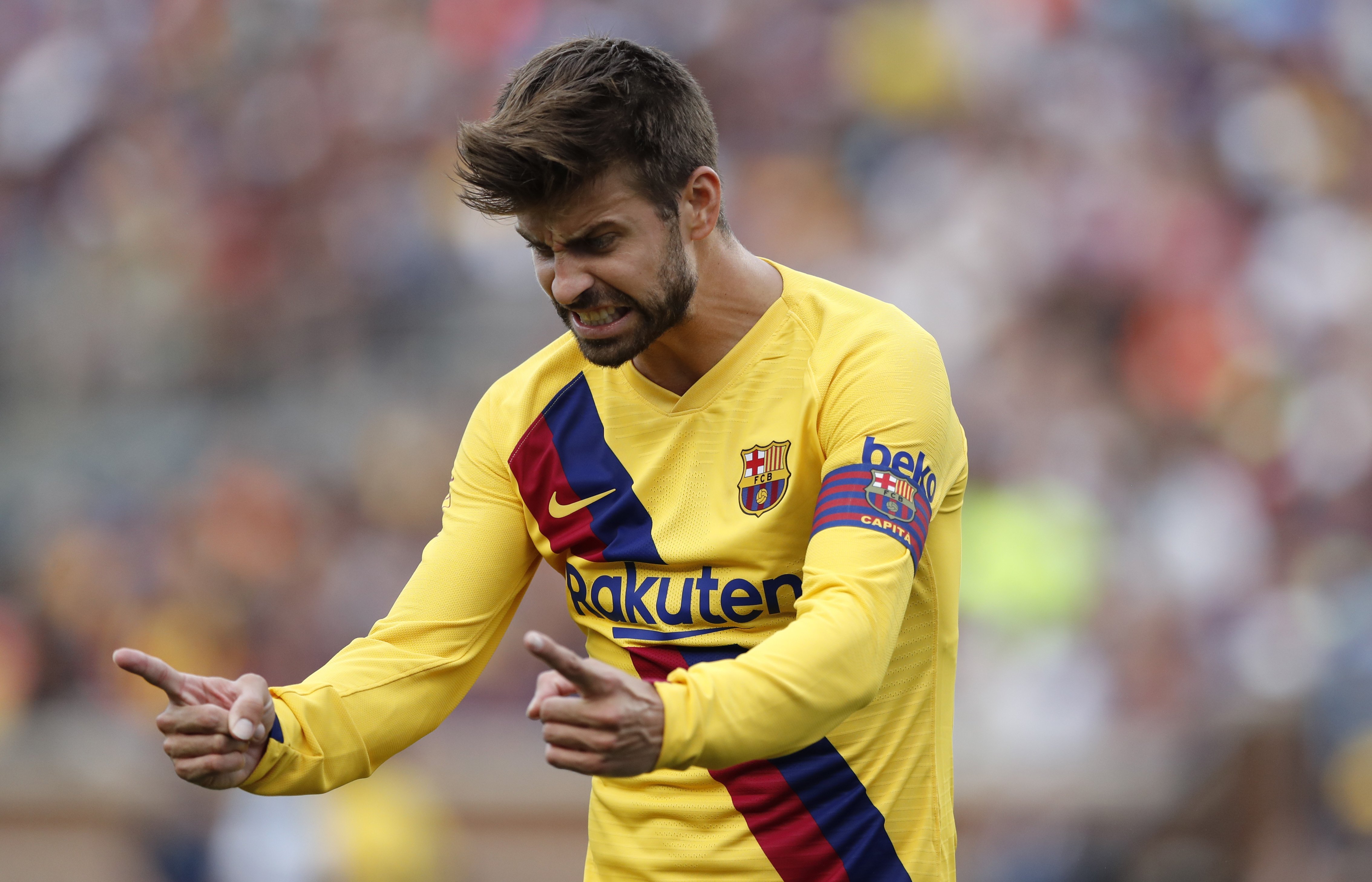 Piqué trempa i marca paquet en l'adeu a Valverde: penja foto del 'piquetón'