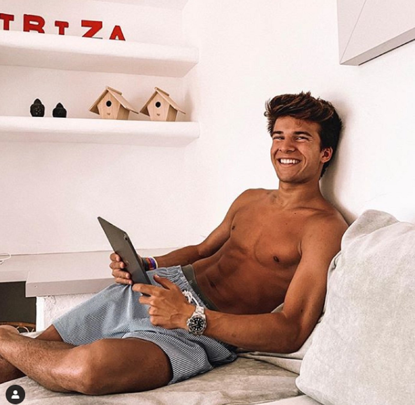 FOTOS Riqui Puig del Barça, el novio perfecto: guapo, soltero, six pack y pijo