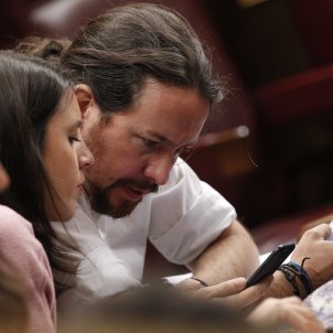 pablo iglesias irene montero telefon mobil gtres