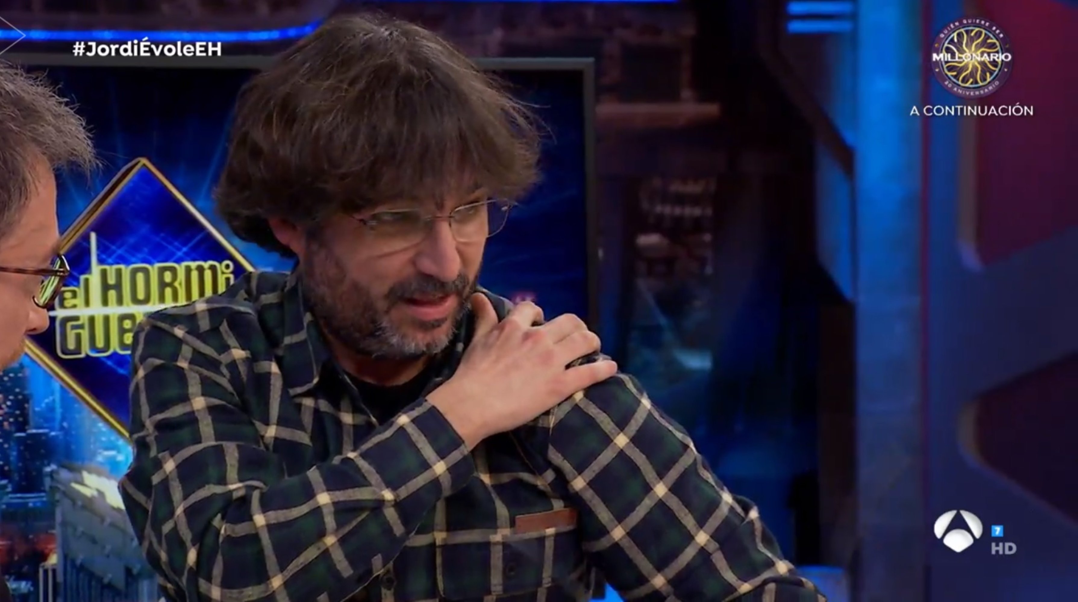 Revuelo con Évole en Antena 3: "Llevas un lazo amarillo, la vas a liar"