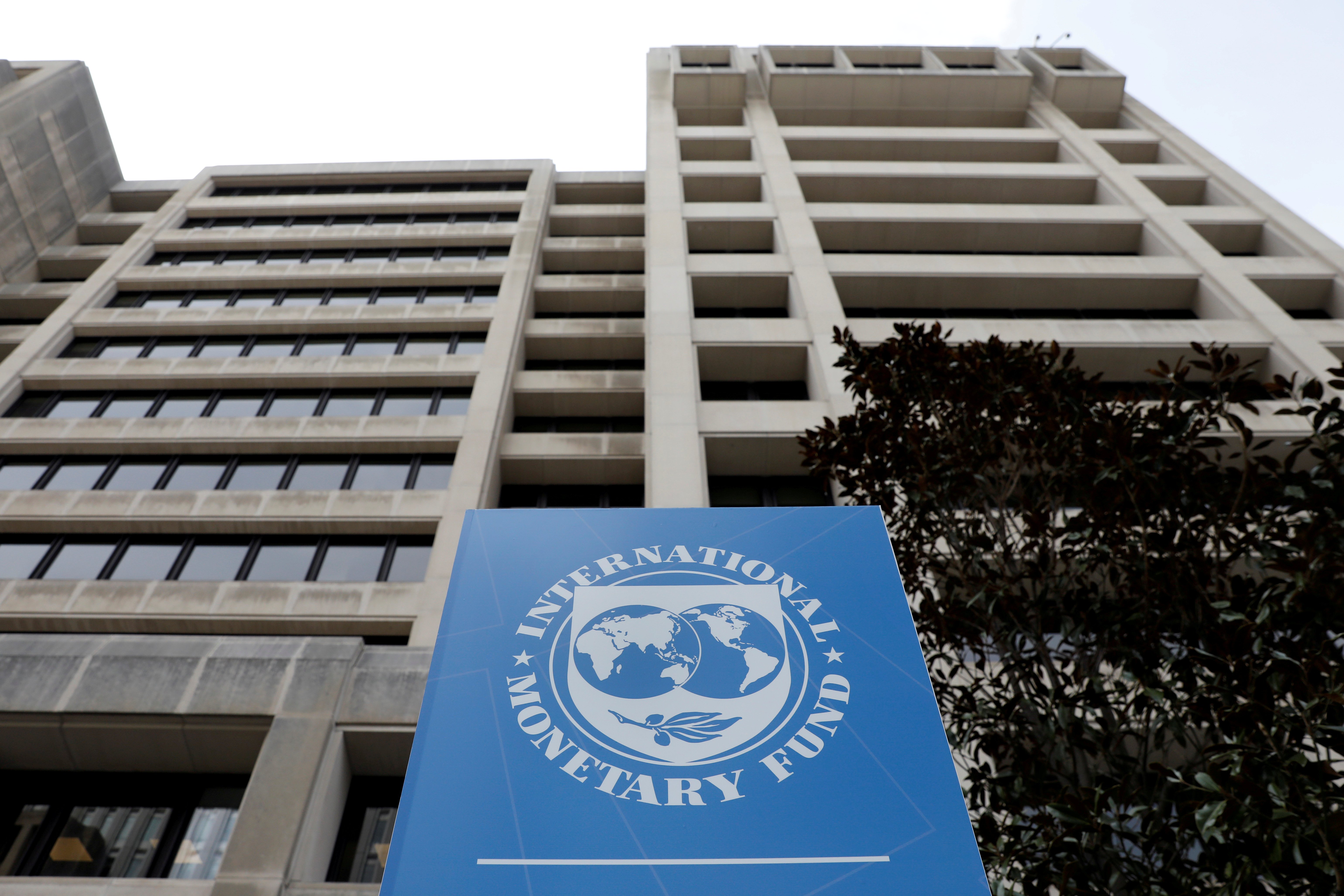 L'FMI adverteix del cost per finançar el deute