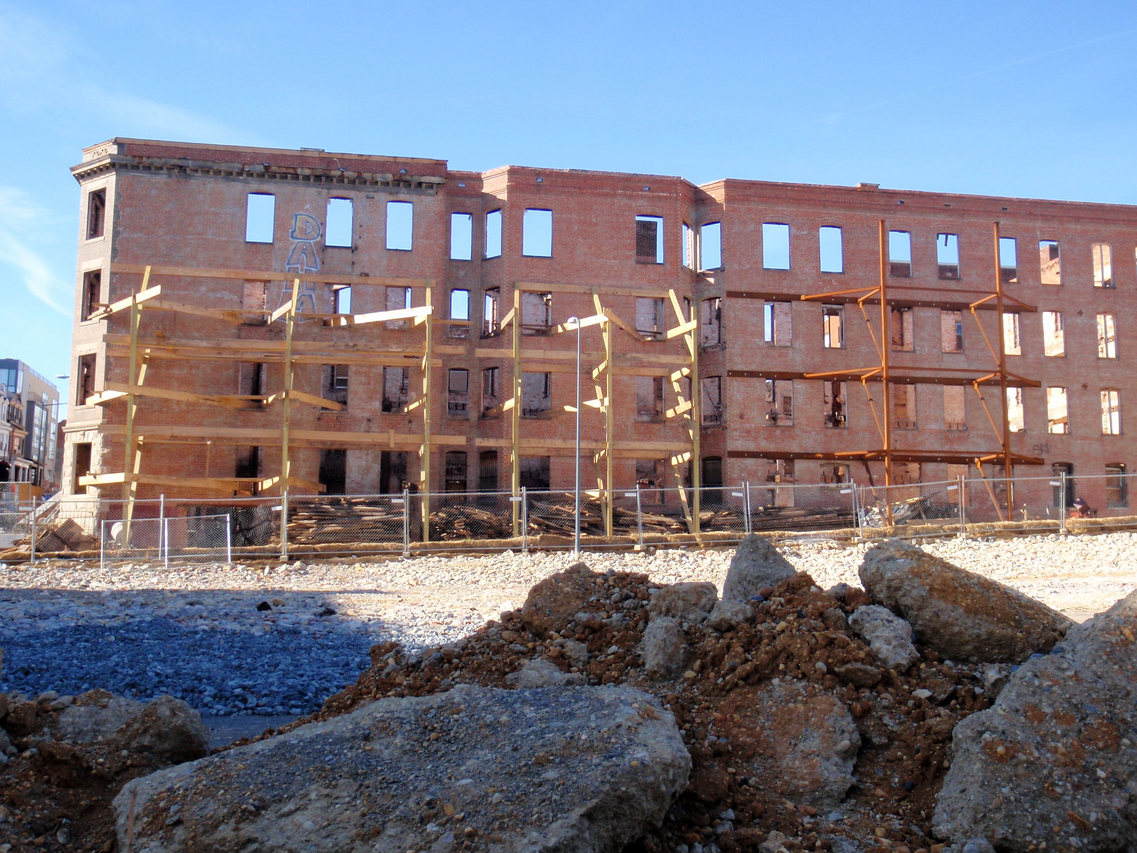 Sepes se transformará en la nueva empresa de la vivienda prometida por Sánchez Sepes se transformará en la nueva empresa de la vivienda prometida por Sánchez