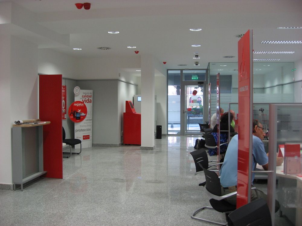 El peligro del pago aplazado: comisiones del 30% si hay retraso en las cuotas
