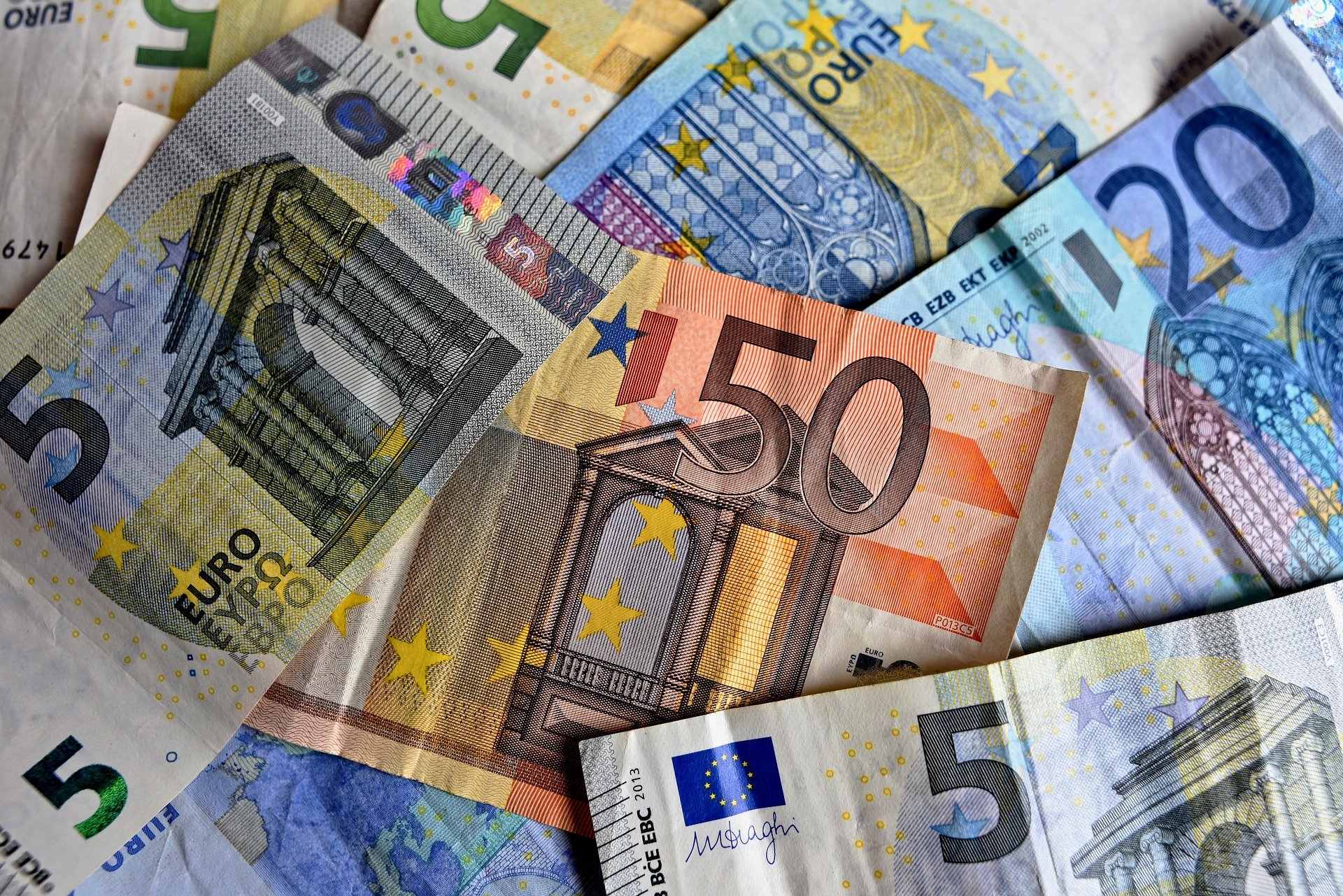diners bitllets de 5 20 50 euros   pixabay