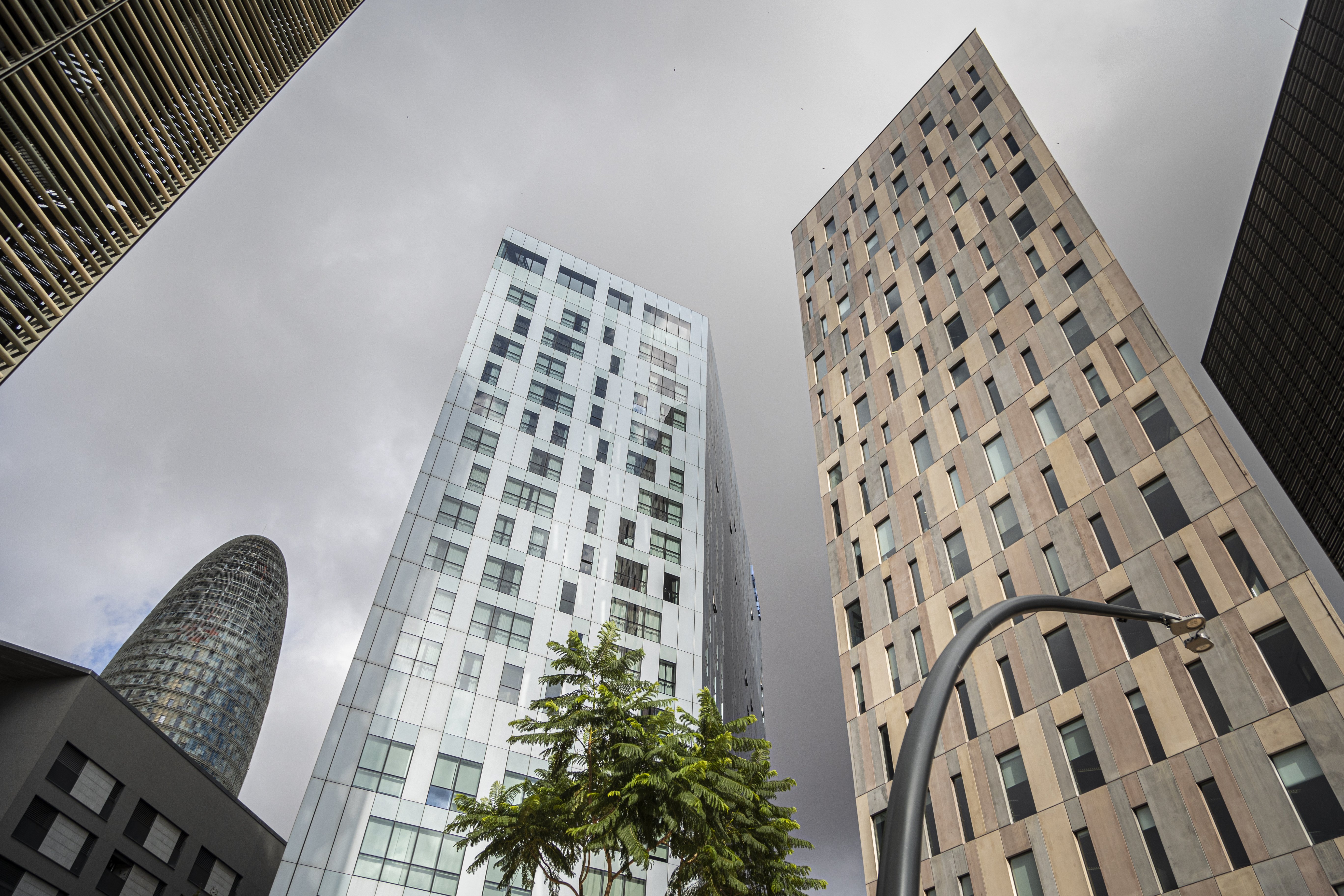 Principi d'acord per acomiadar 2.059 moderadors de Meta a Barcelona