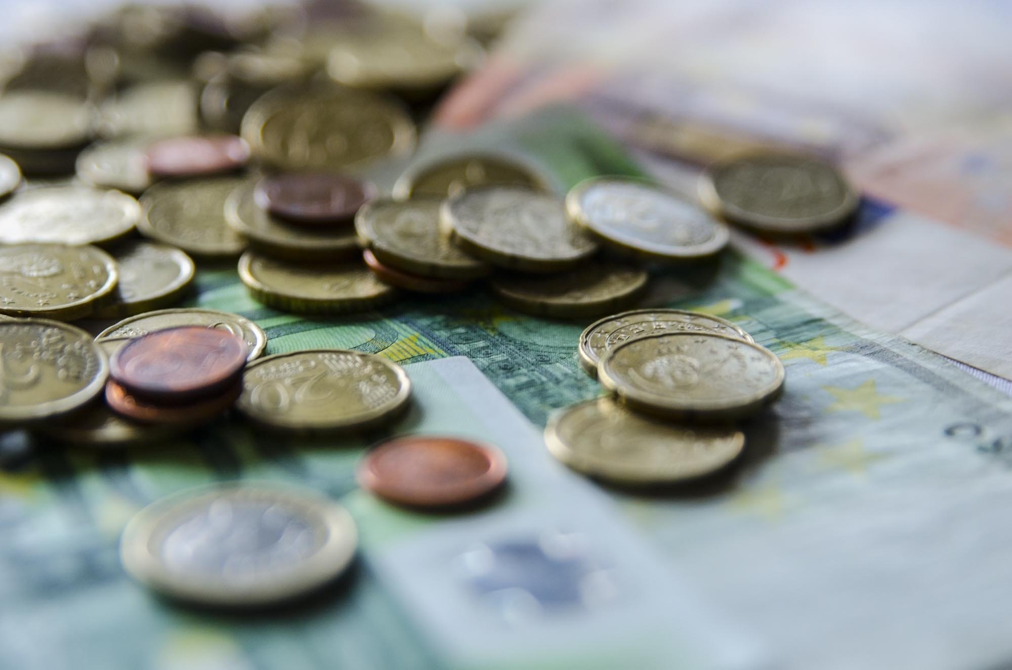 El Banco de España asegura que la inflación ha acabado con los ahorros generados en pandemia