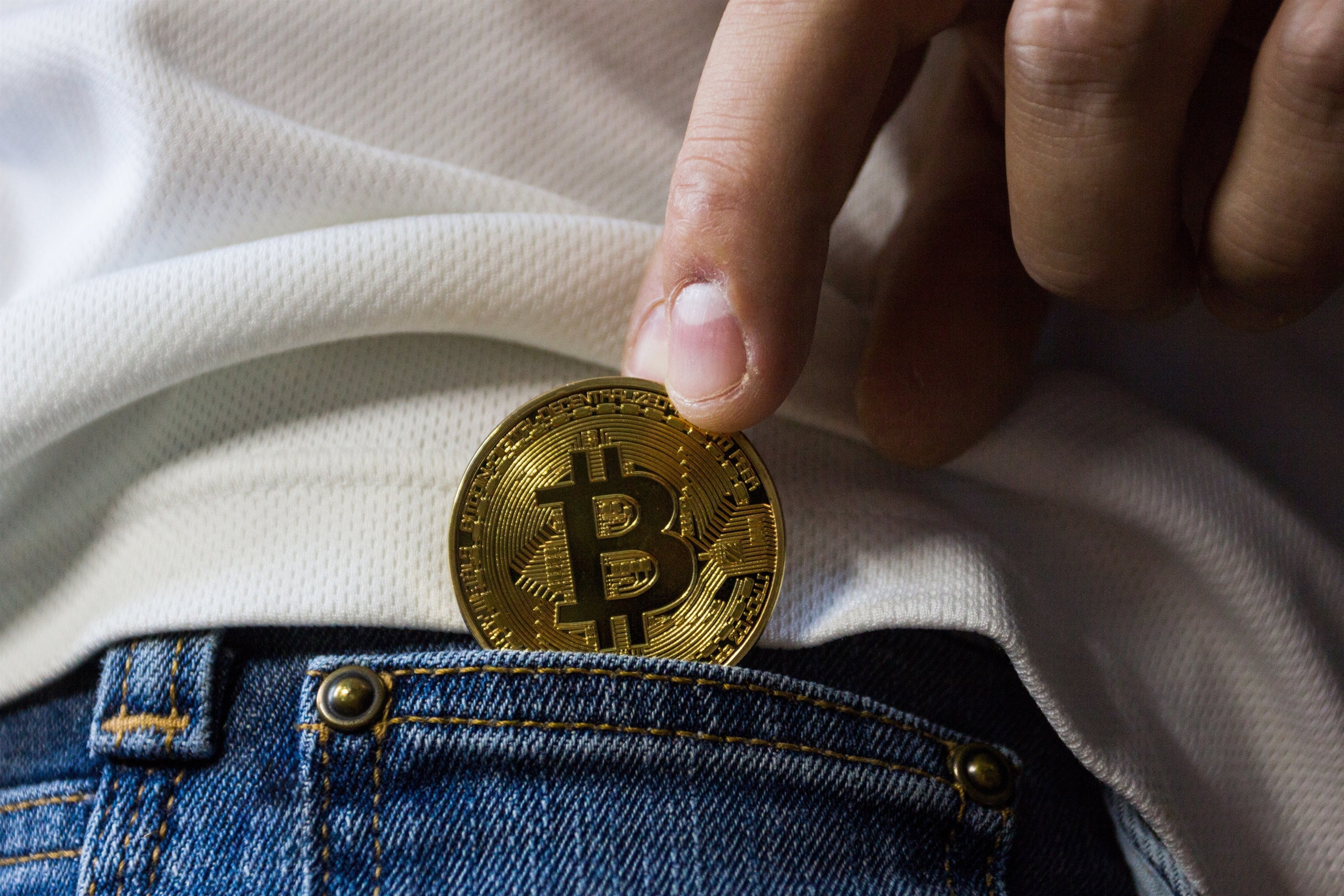 El bitcoin retoma el pulso gracias a la 'relajación' de la Reserva Federal