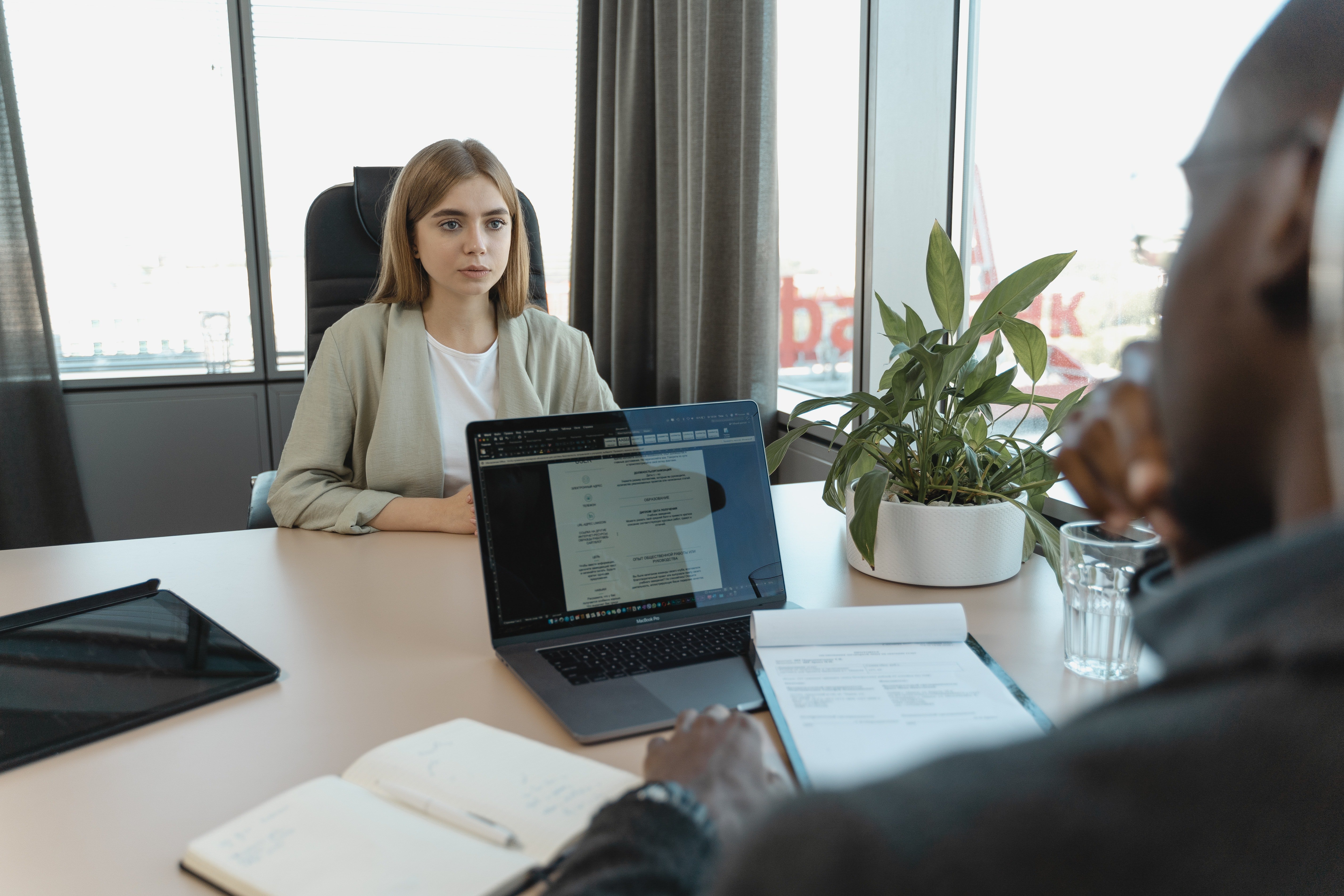 'Career cushioning': la última tendencia laboral que nos llega de Estados Unidos