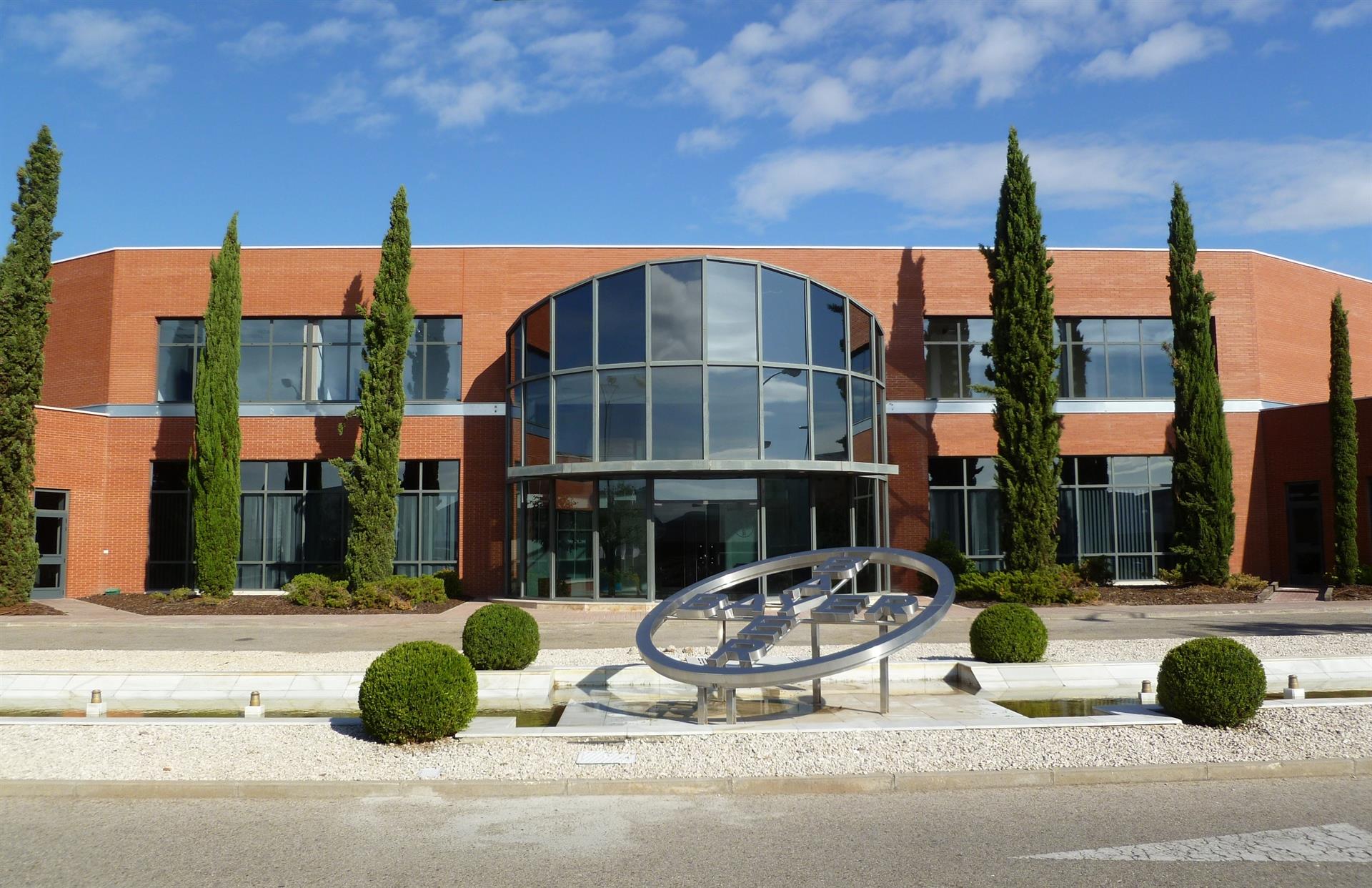 Bayer invierte 60 millones en la expansión de la planta de Alcalá de Henares
