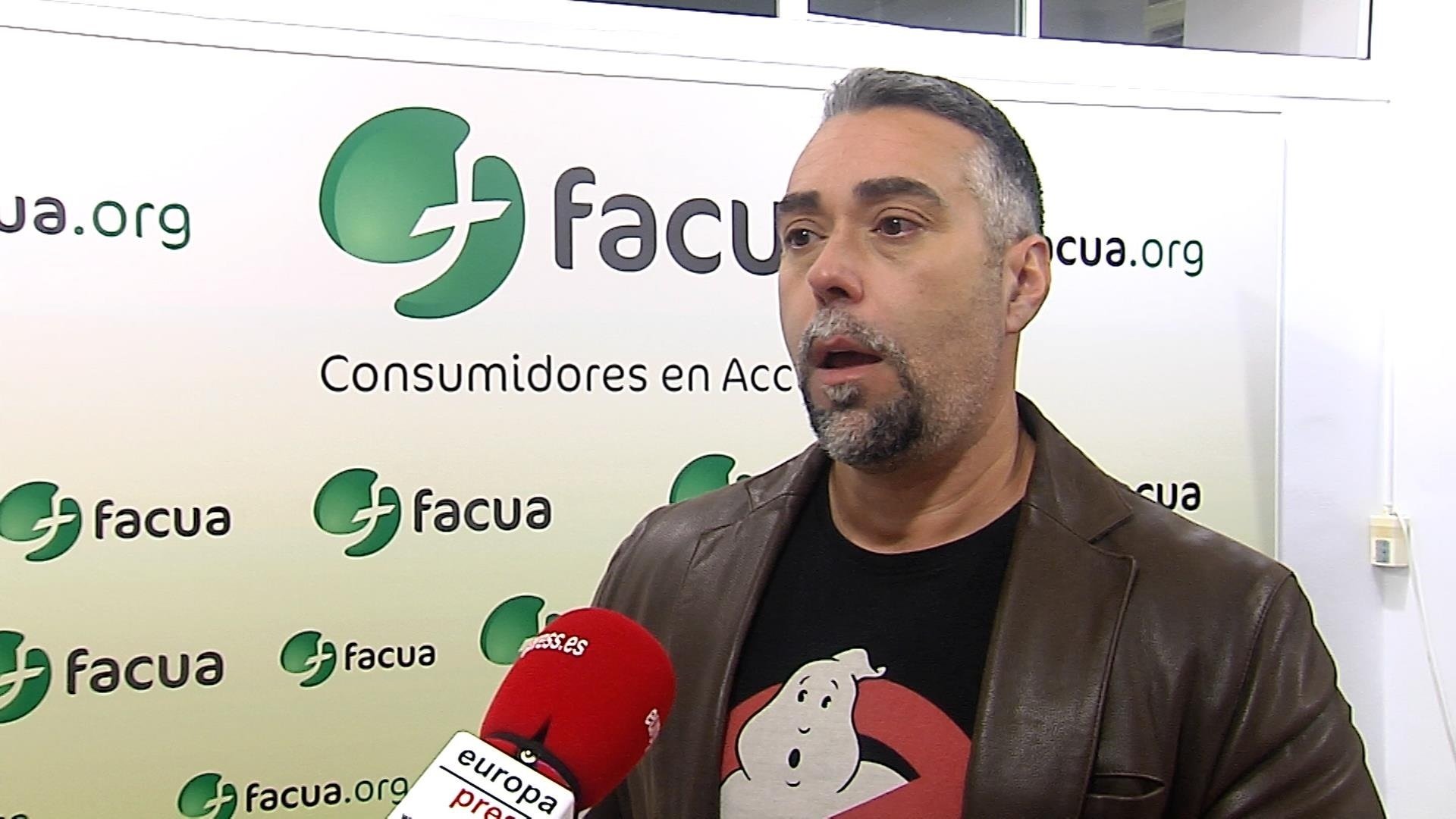 Automóviles, energéticas y banca, sectores con más quejas de consumidores en FACUA en 2022