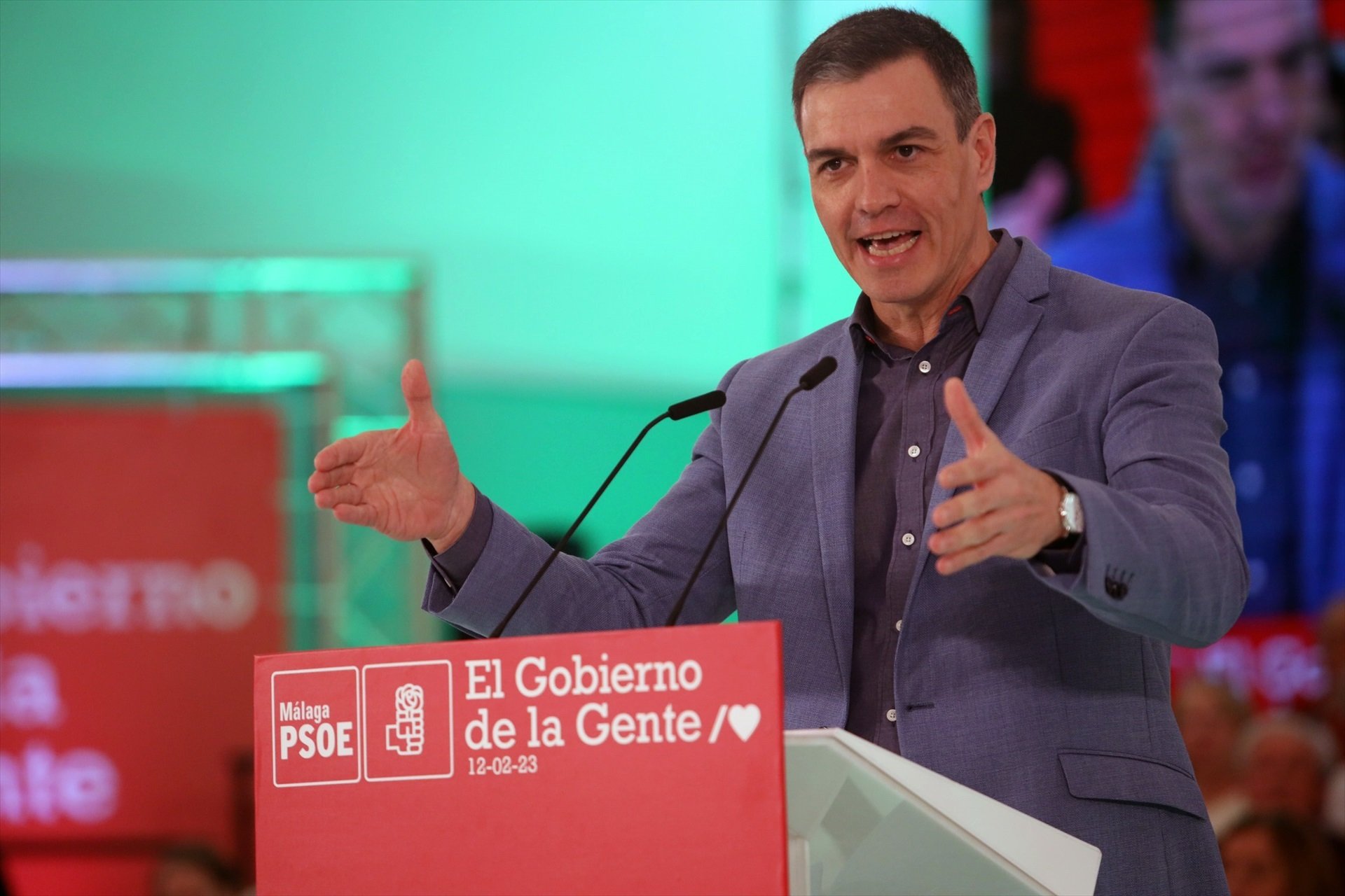 Sánchez avanza que el martes sube el SMI y pide responsabilidad a la patronal