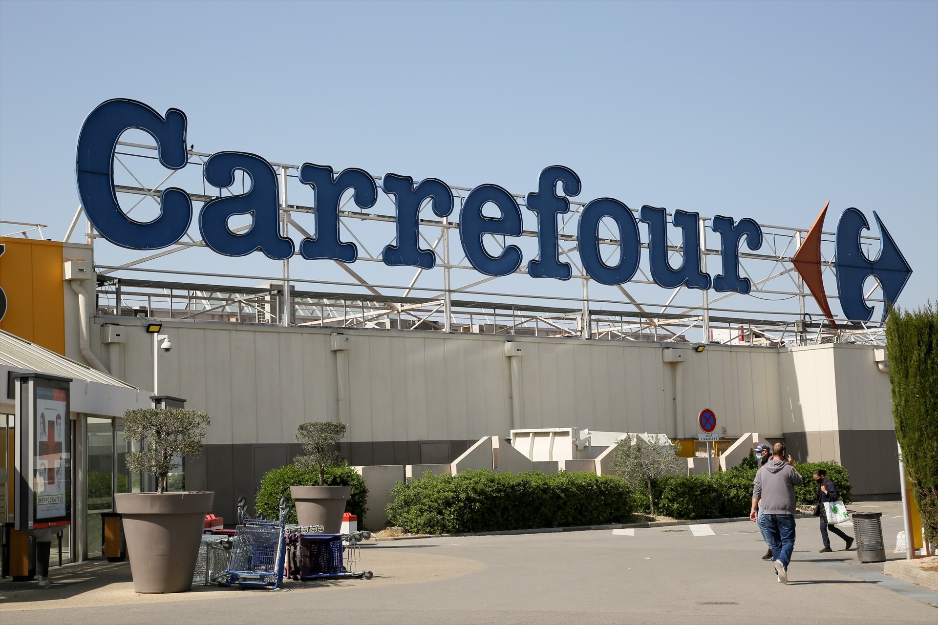 Carrefour va guanyar 1.348 milions d'euros el 2022 i va vendre un 10% més a Espanya