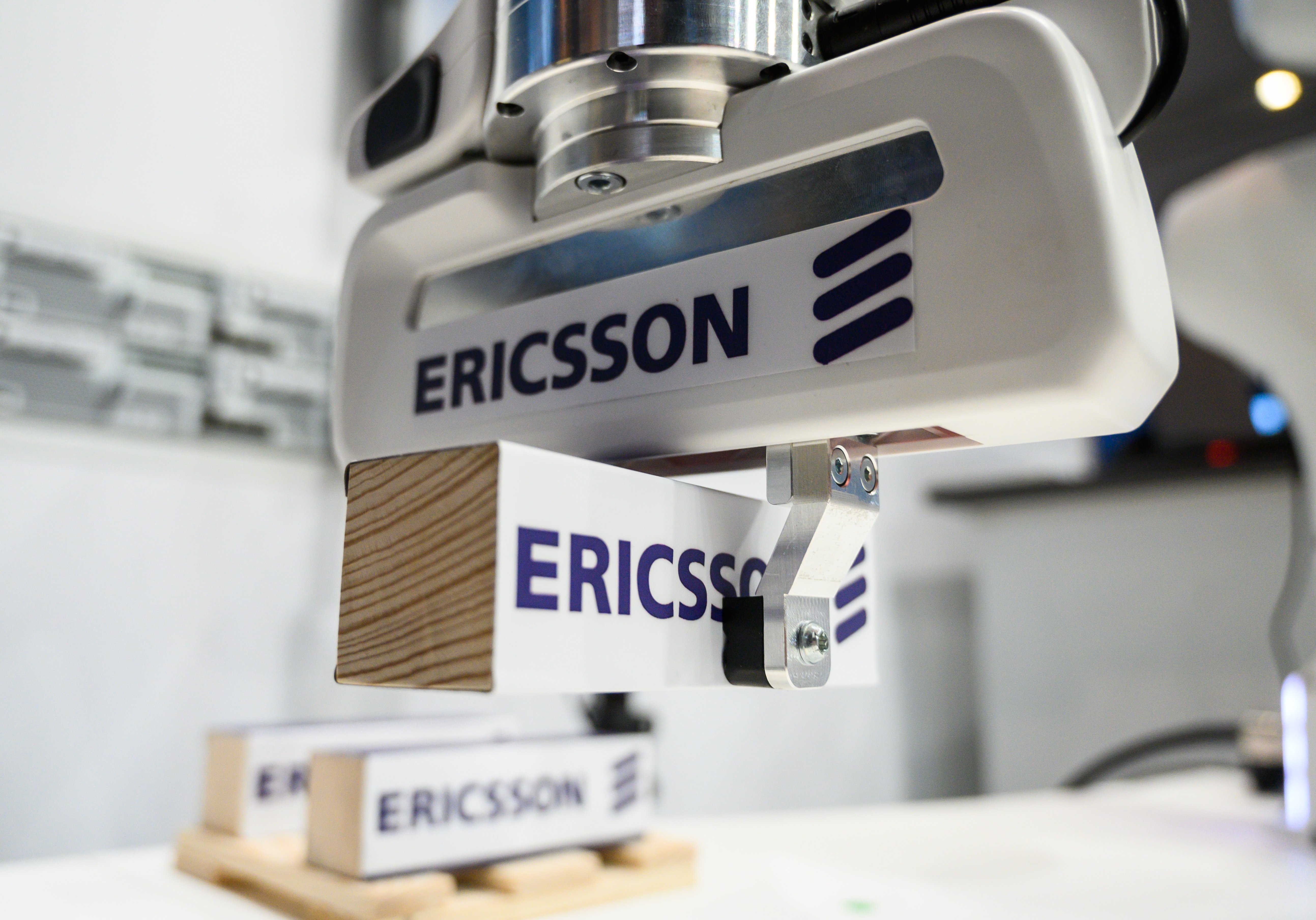 Ericsson copia el seu rival Nokia i anuncia 1.400 acomiadaments, el 10% de la plantilla
