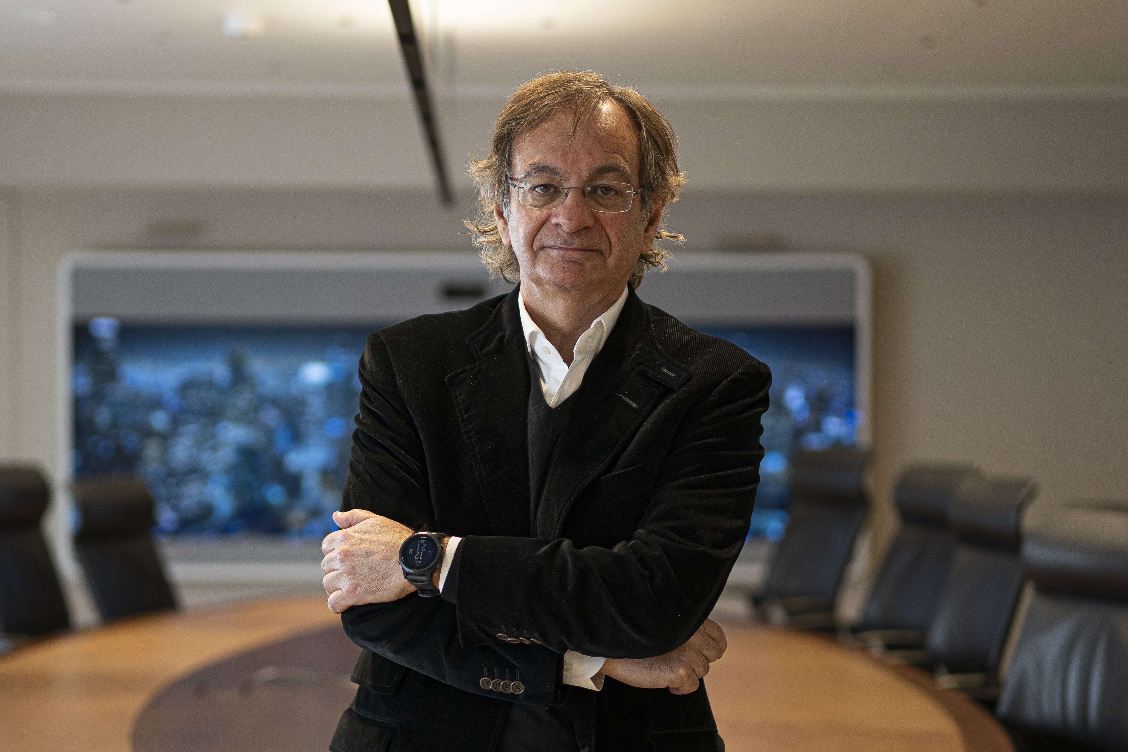 Colonial sale de pérdidas y gana 86 millones con París como joya de la corona