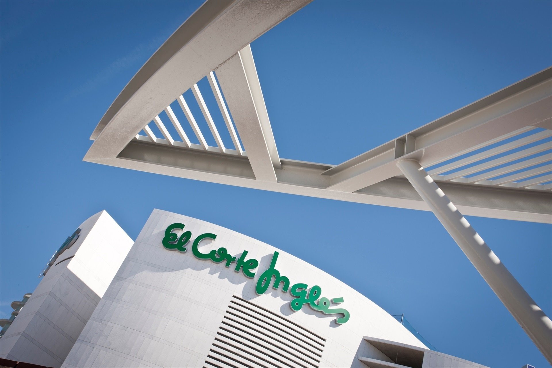 El Corte Inglés fitxa el director general de la Sirena per renovar la divisió d'alimentació
