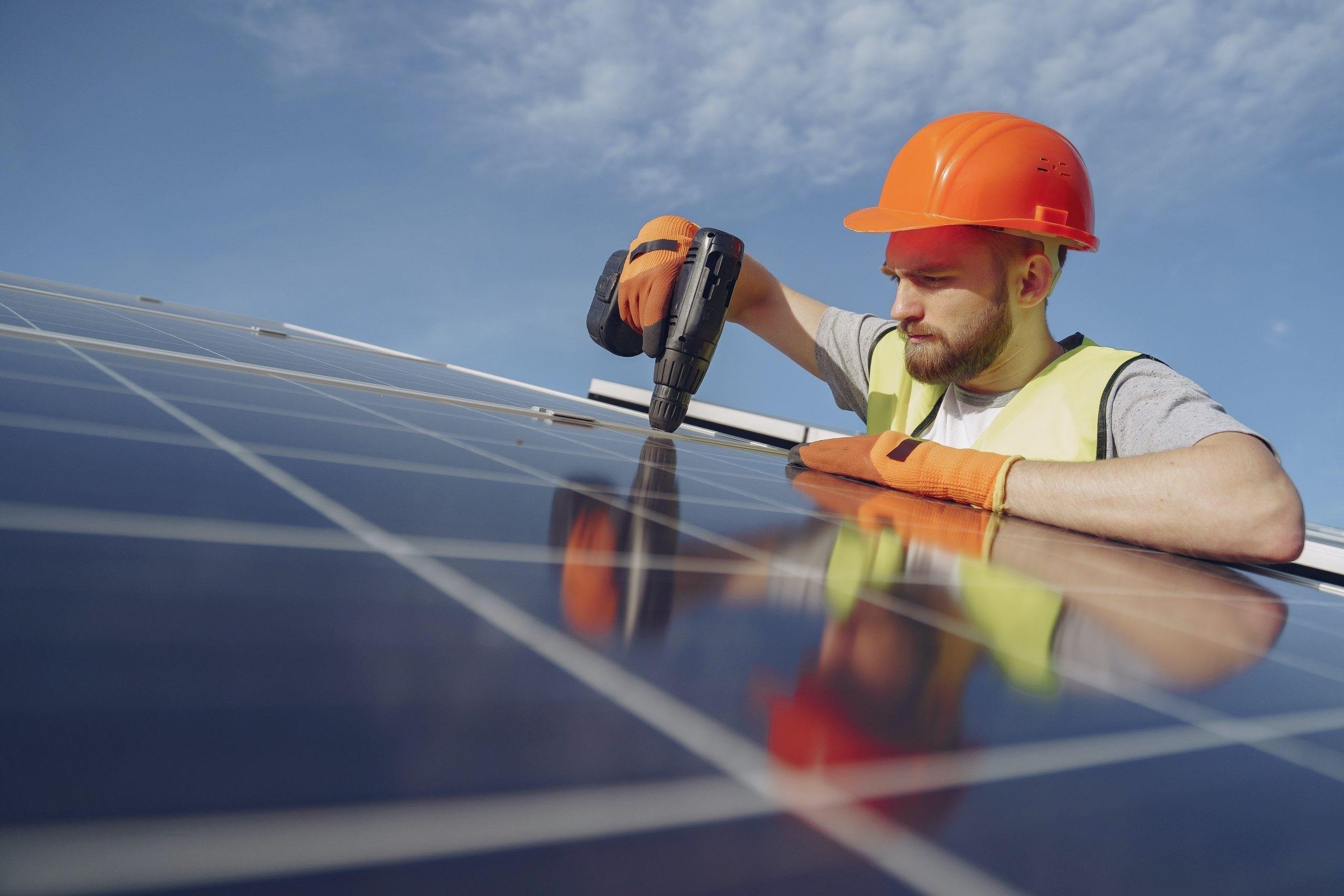 El AMB y FEGiCAT abren un servicio para calcular el coste de instalar una placa fotovoltaica