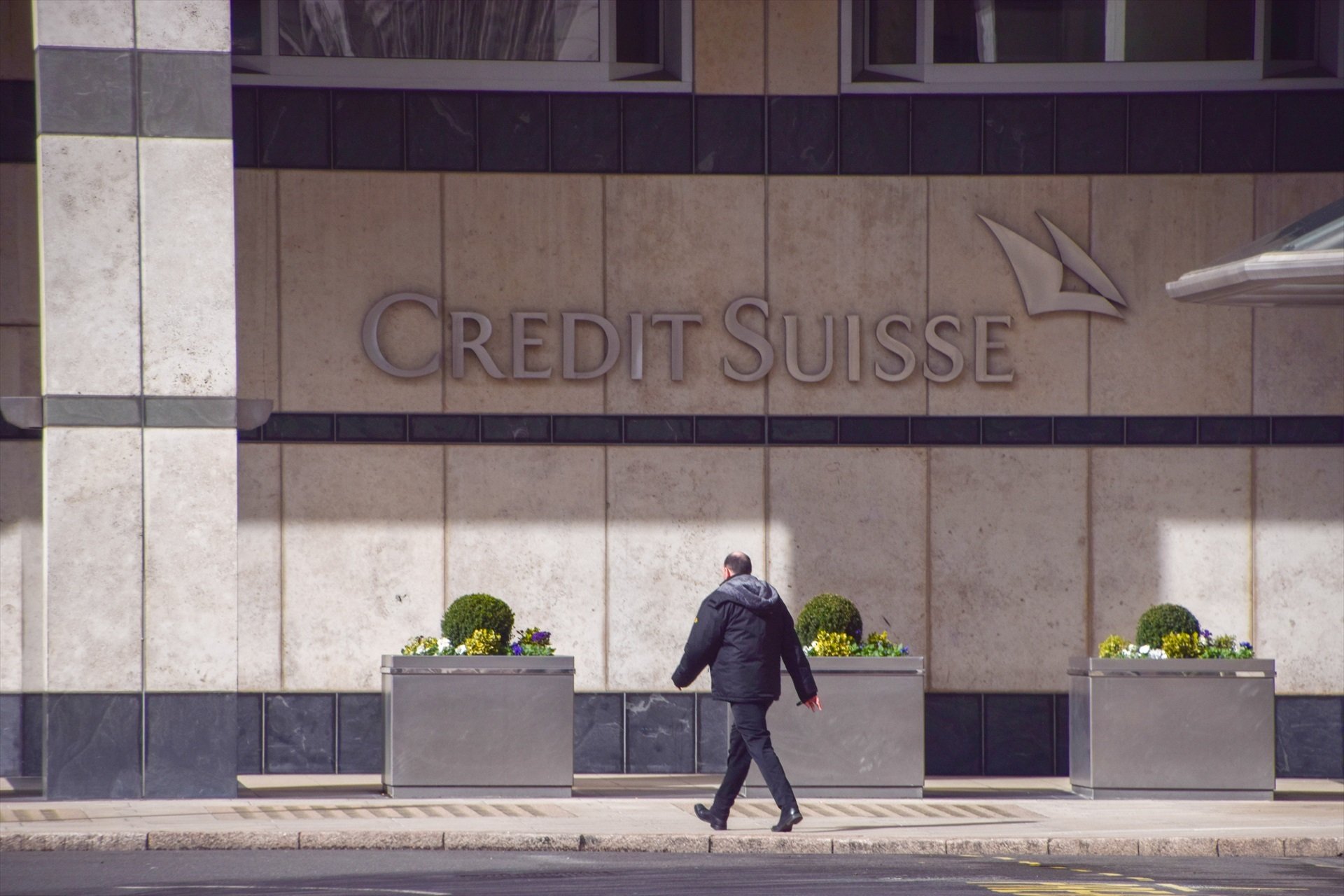 Credit Suisse es confessa davant dels seus accionistes: "La fusió amb UBS era l'única opció factible"