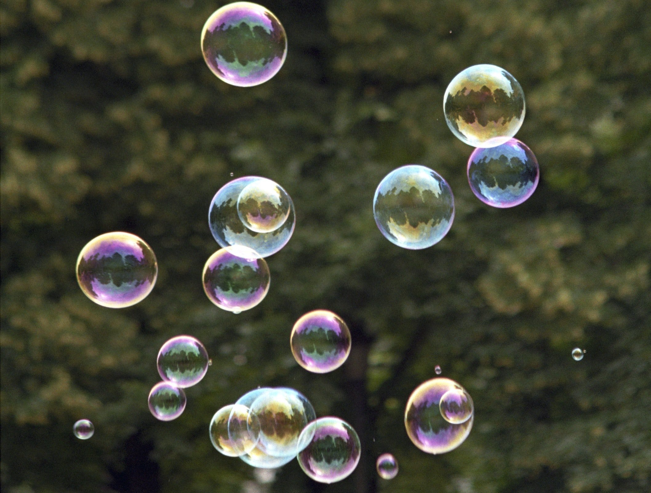 El pinchazo de las burbujas que crearon los tipos cero