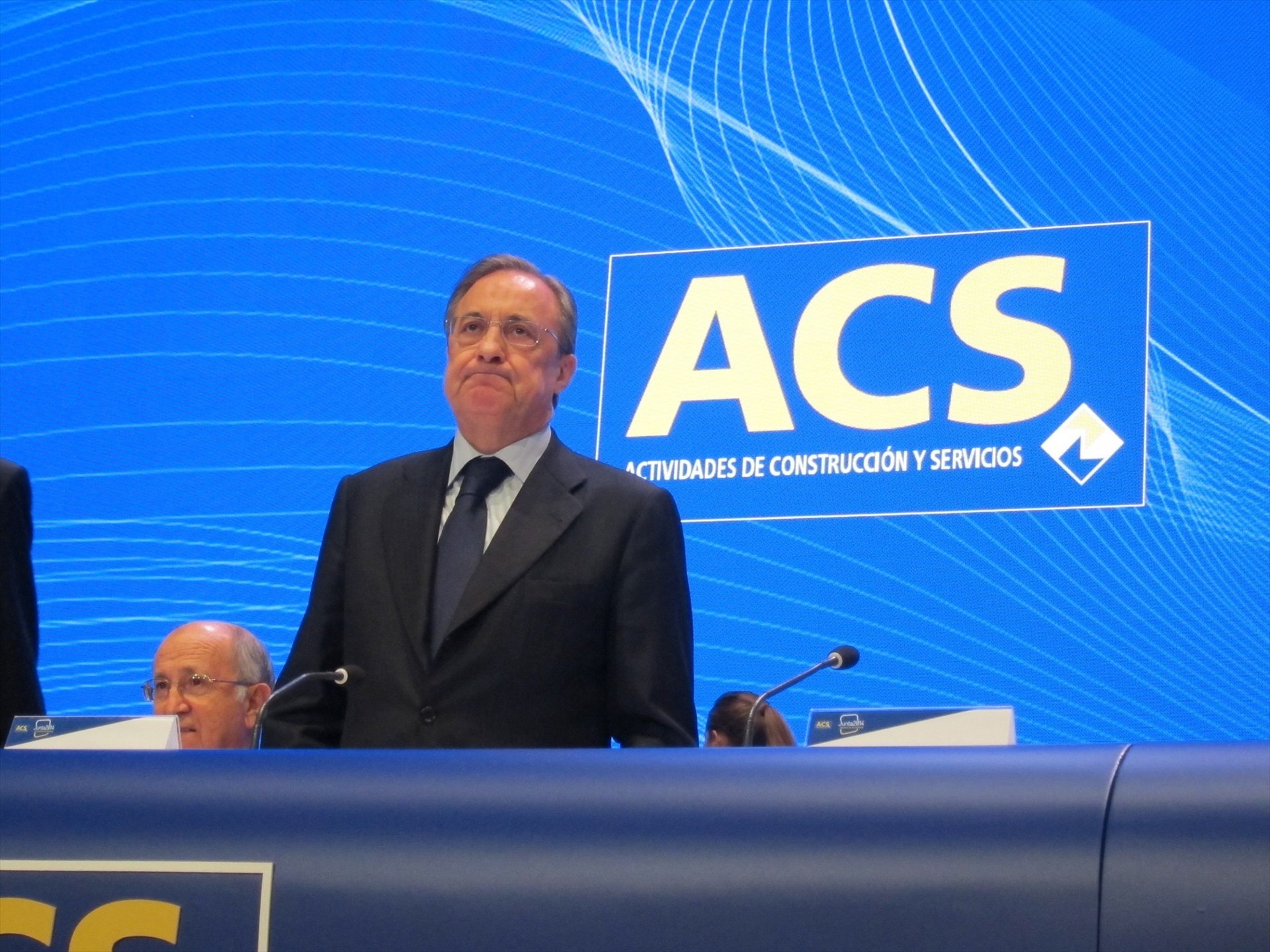 Florentino Pérez ganó 6,6 millones como presidente de ACS en 2022