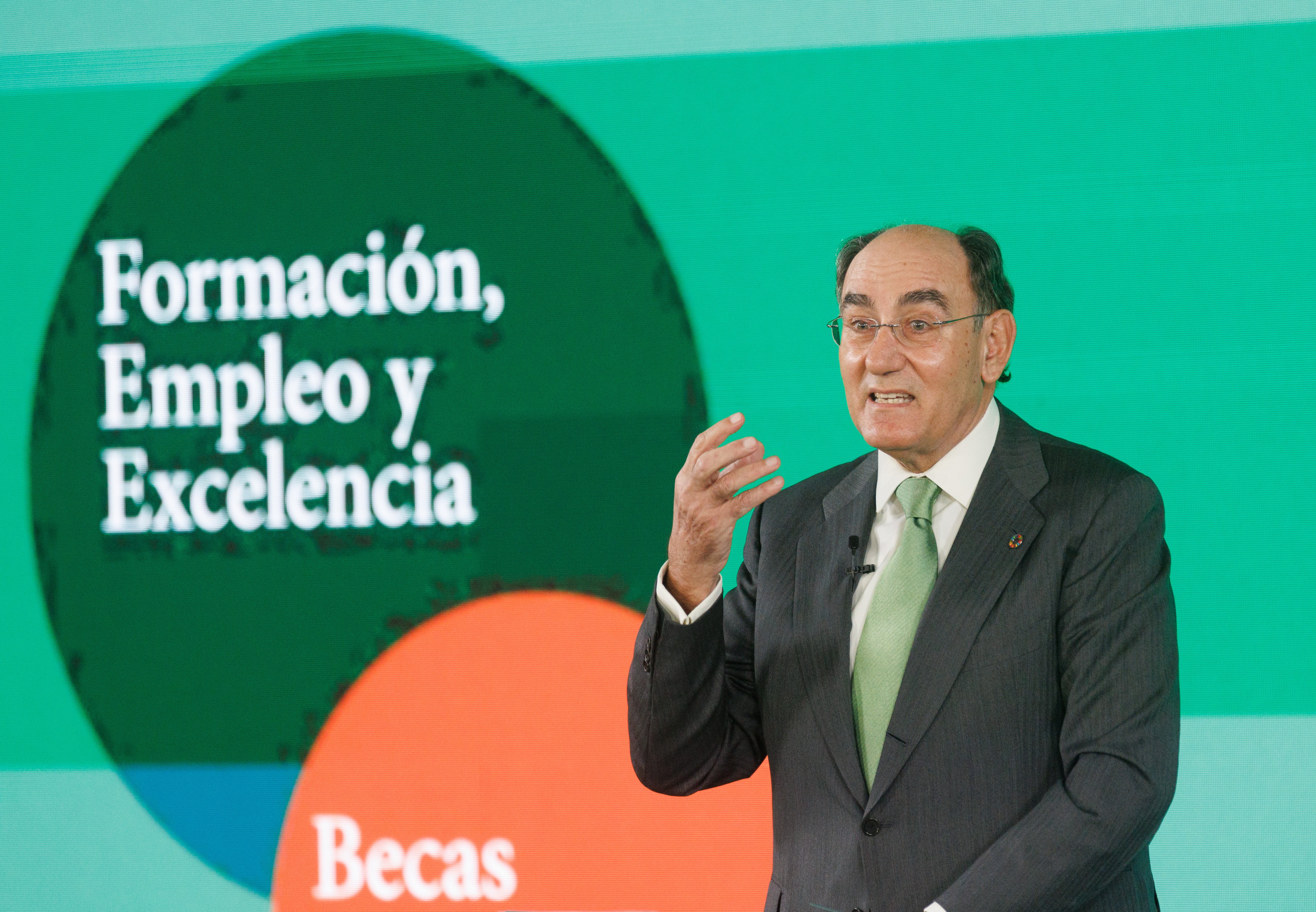 Iberdrola toca máximos de los dos últimos años en el IBEX 35 tras su operación en México