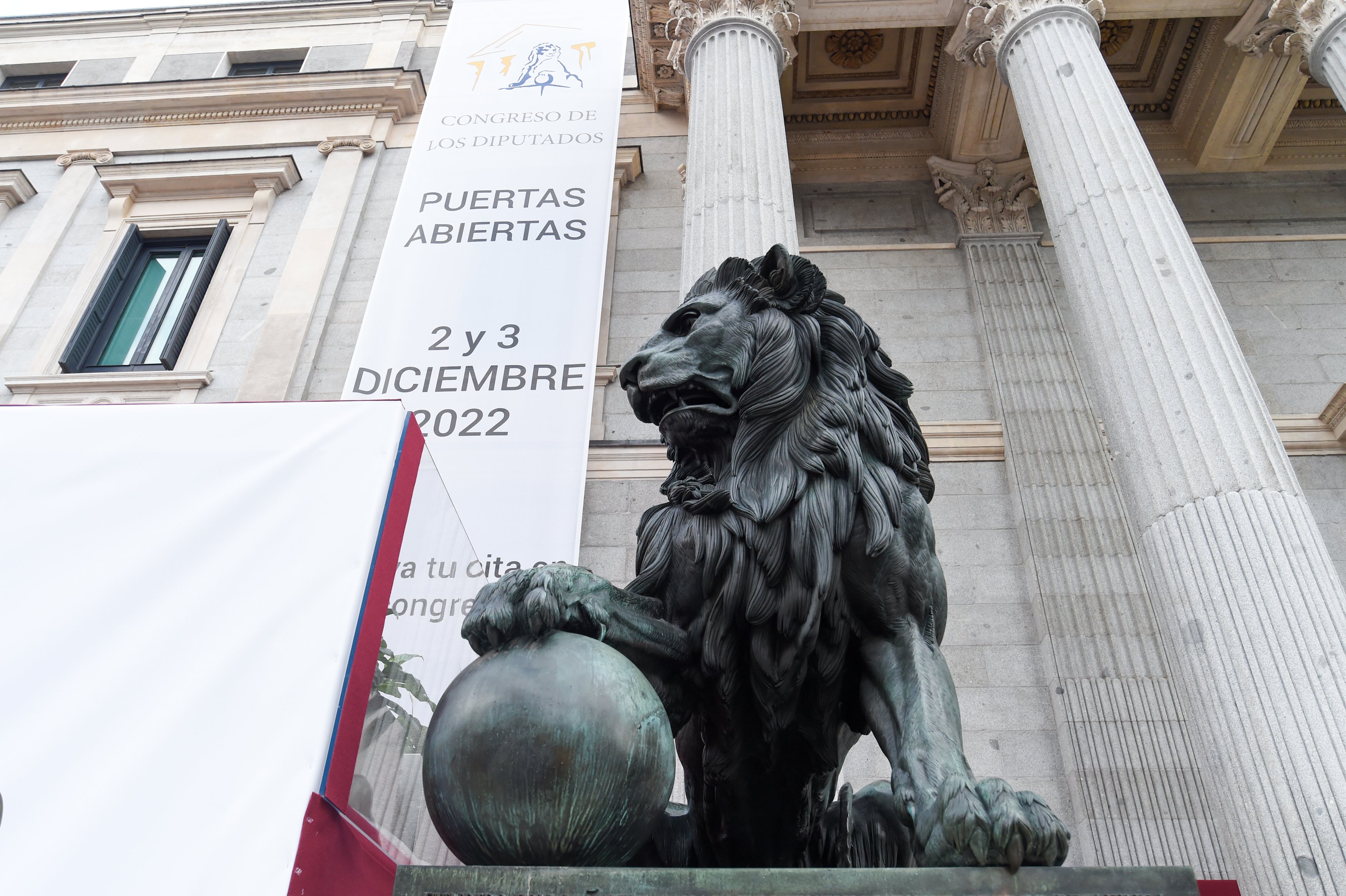 Es dispara la burocràcia legislativa a Espanya: 3.438 normes noves en un any