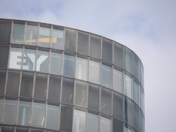 EY despedirá a 3.000 empleados en EE.UU. tras su fallido plan de escisión