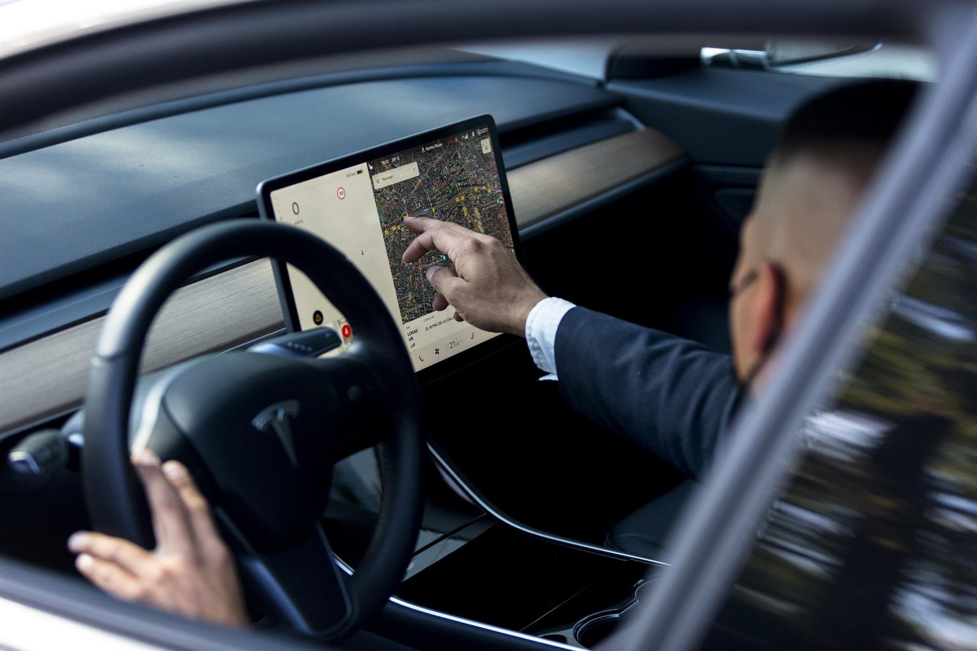 Cabify i Tesla s'uneixen per fomentar l'electrificació d'autònoms VTC i taxis