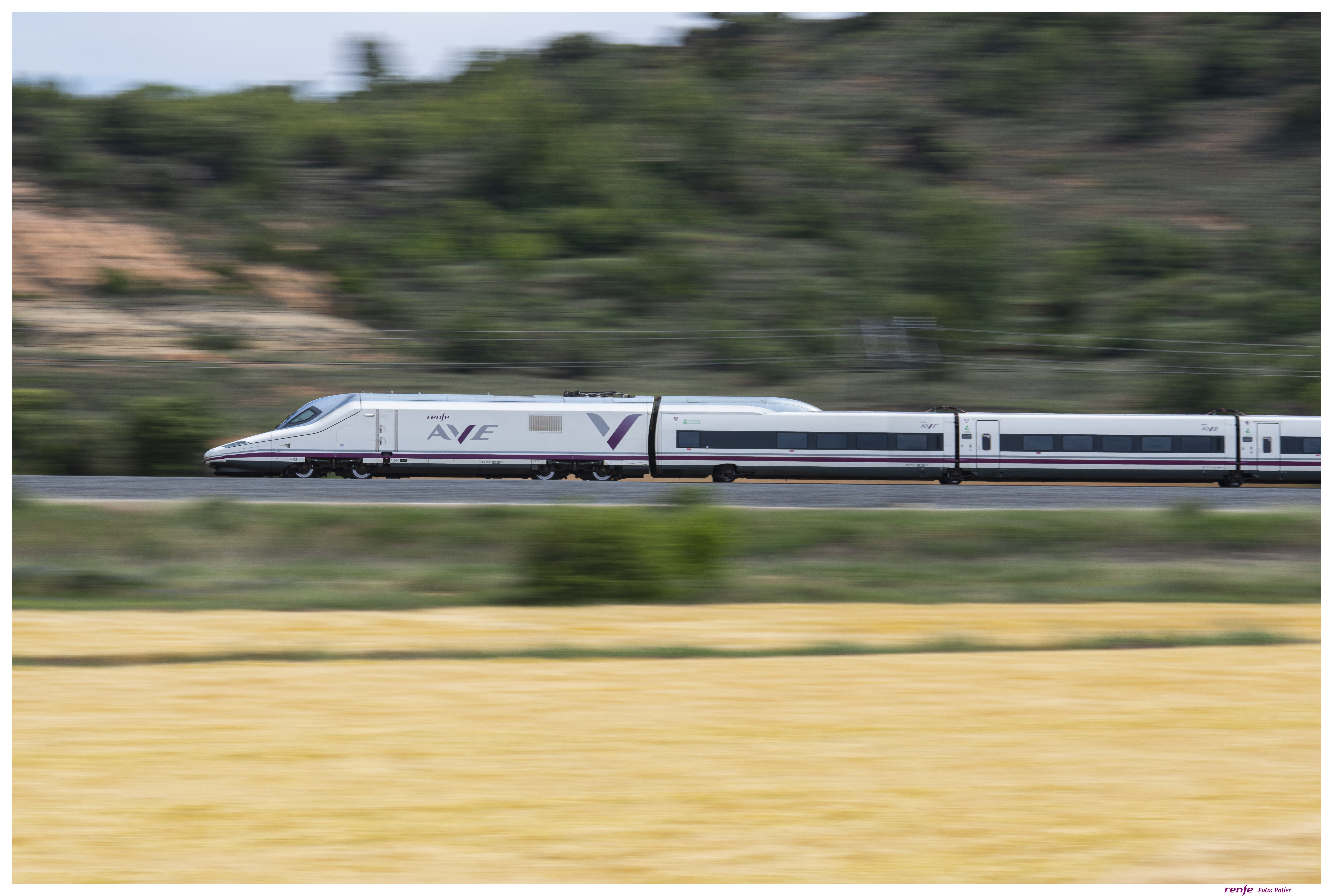 Renfe refuerza los trenes desde Madrid y Pamplona a Sevilla para la final de la Copa del Rey