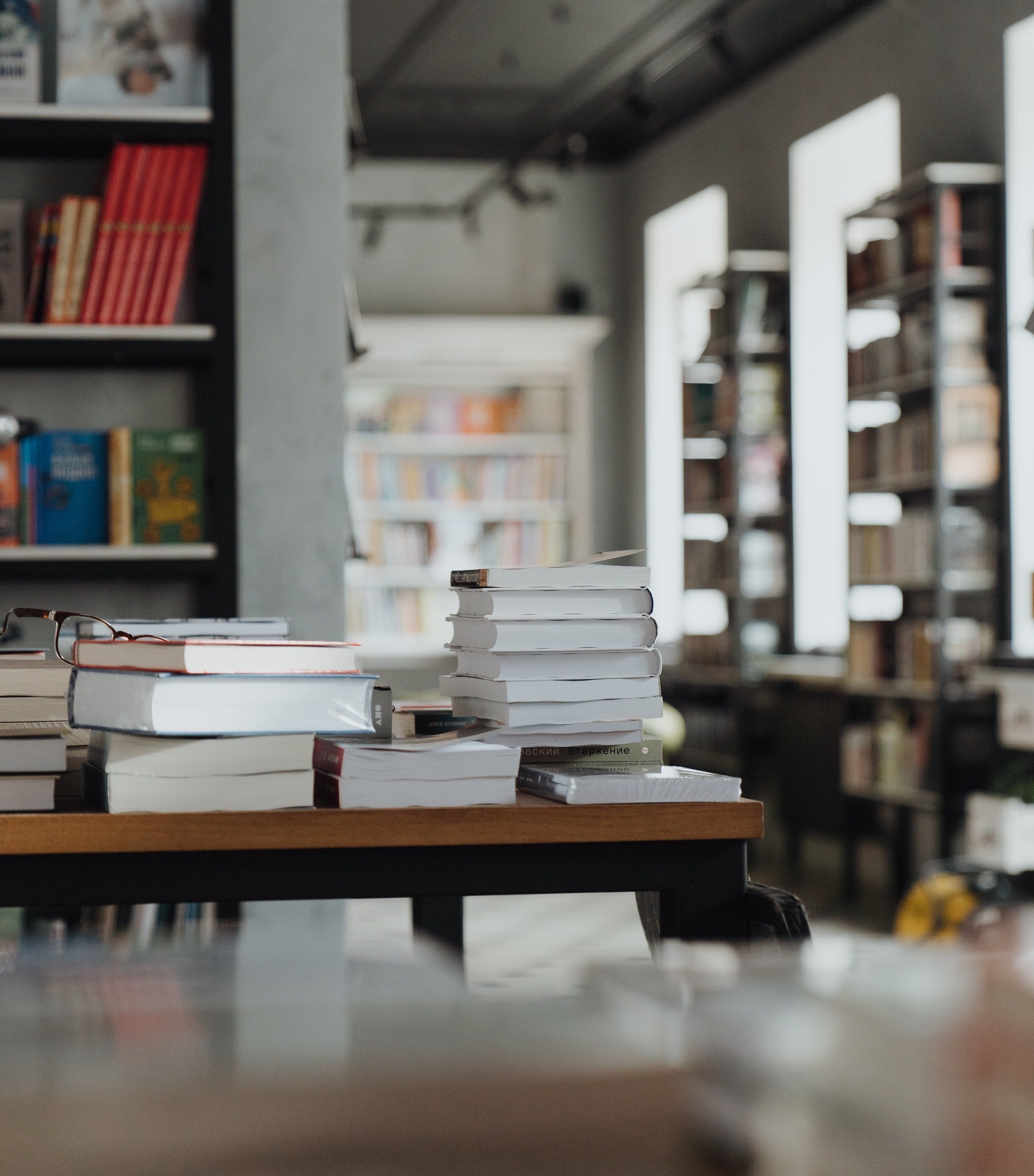 17 libros de economía y empresa para este Sant Jordi 2023