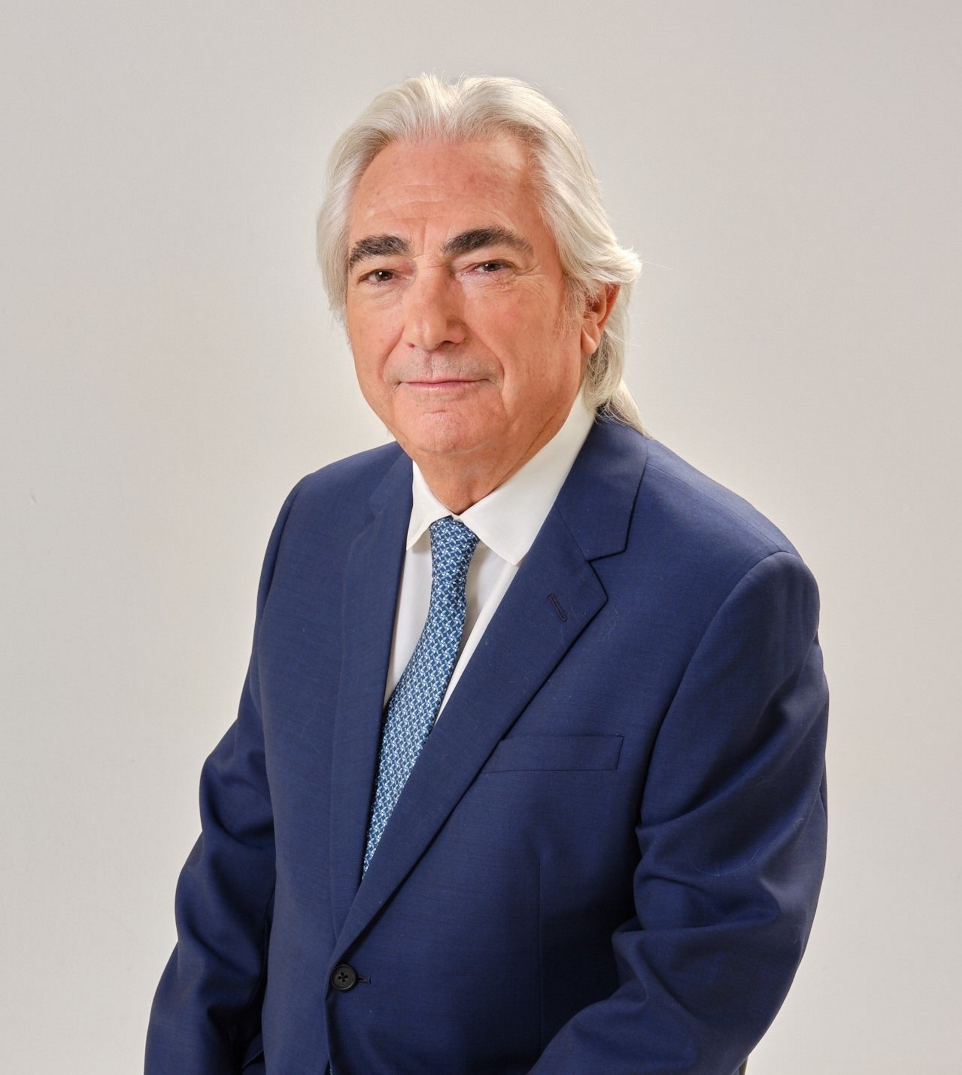 Manuel Lao: dels jocs d’atzar al totxo, i ara al vi, l’oli i la mel