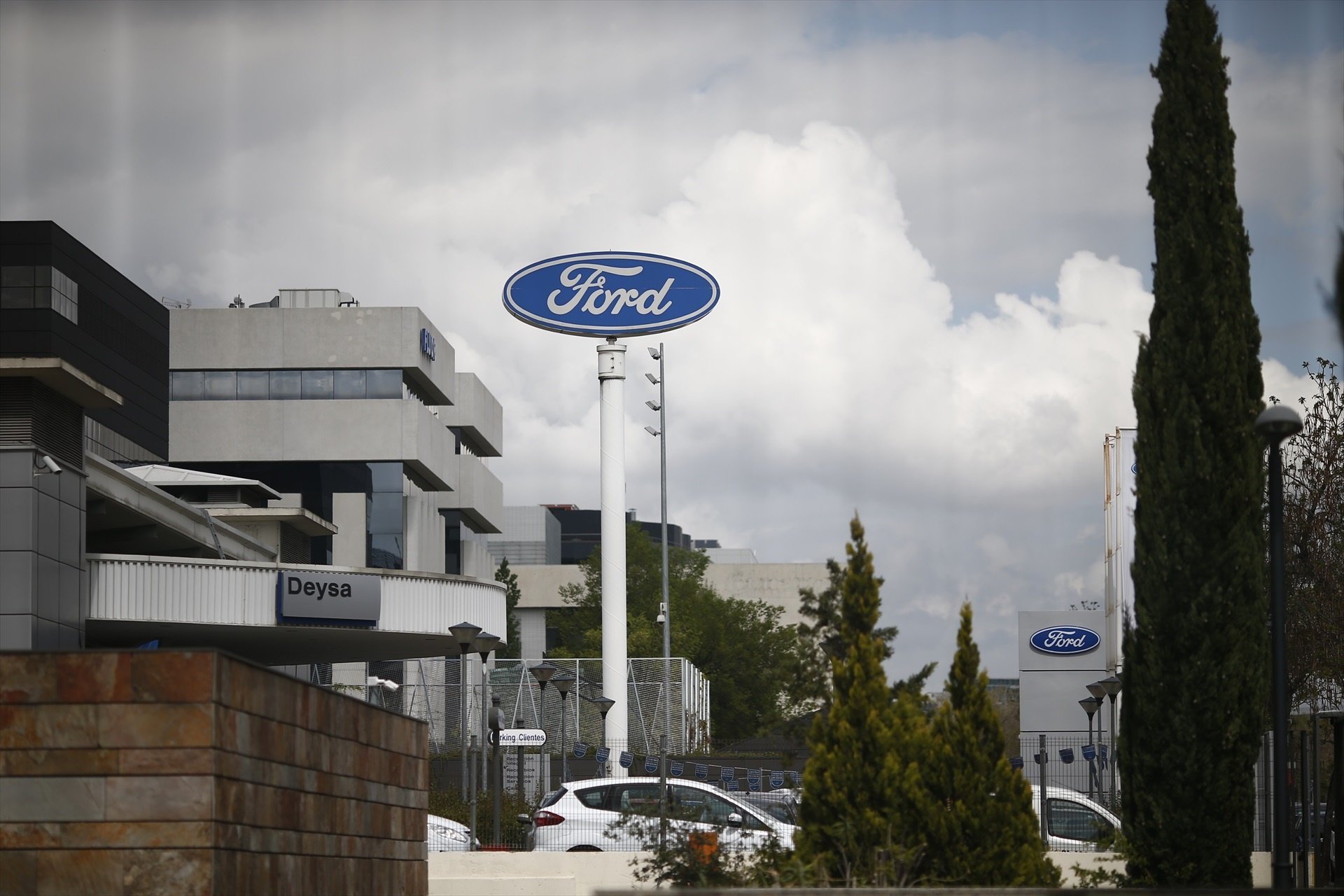 Ford guanya 1.594 milions fins al març, davant les pèrdues de 2.822 milions de març de 2022