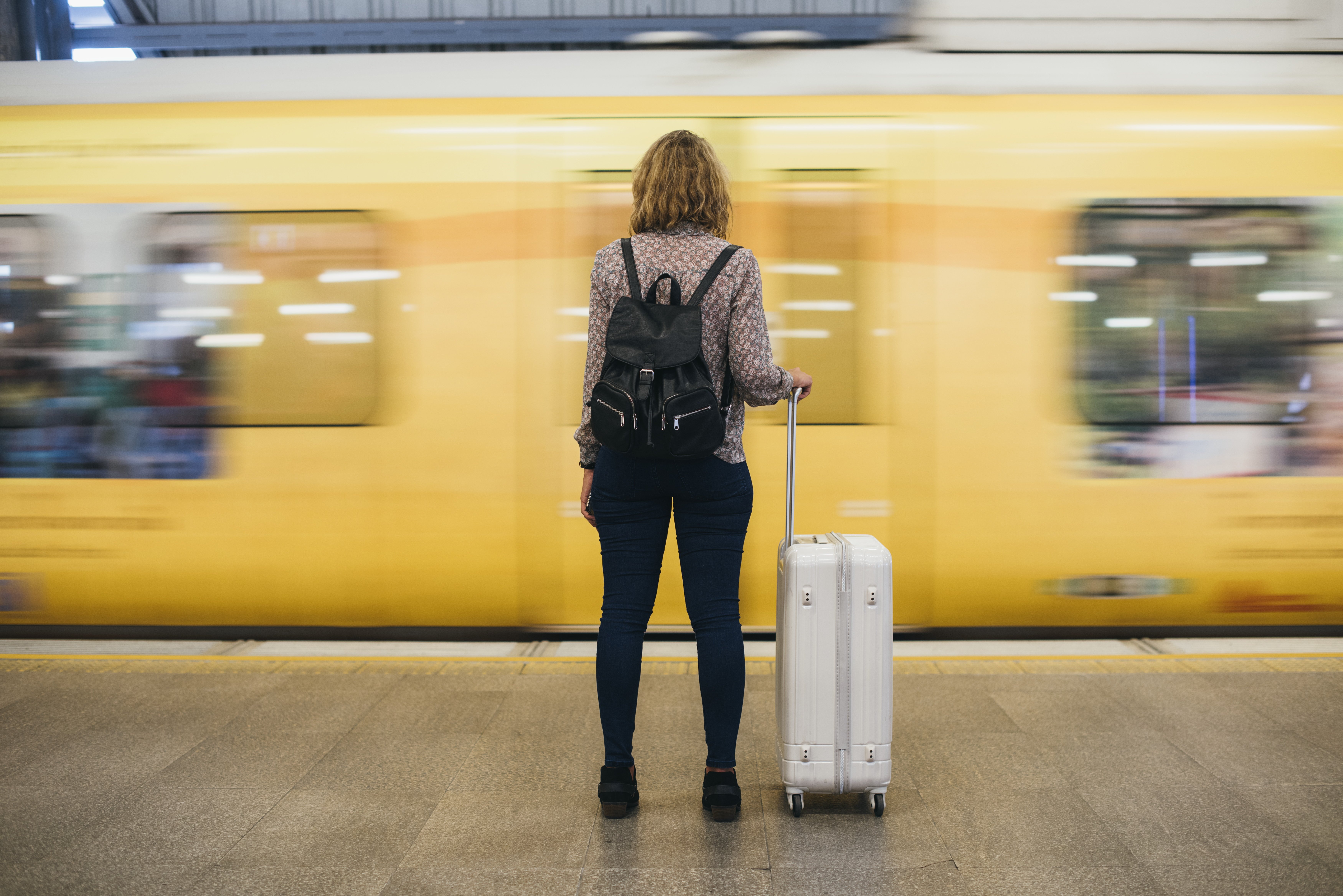 Estos son todos los descuentos en verano en trenes y buses: dónde, cuándo y quién puede beneficiarse