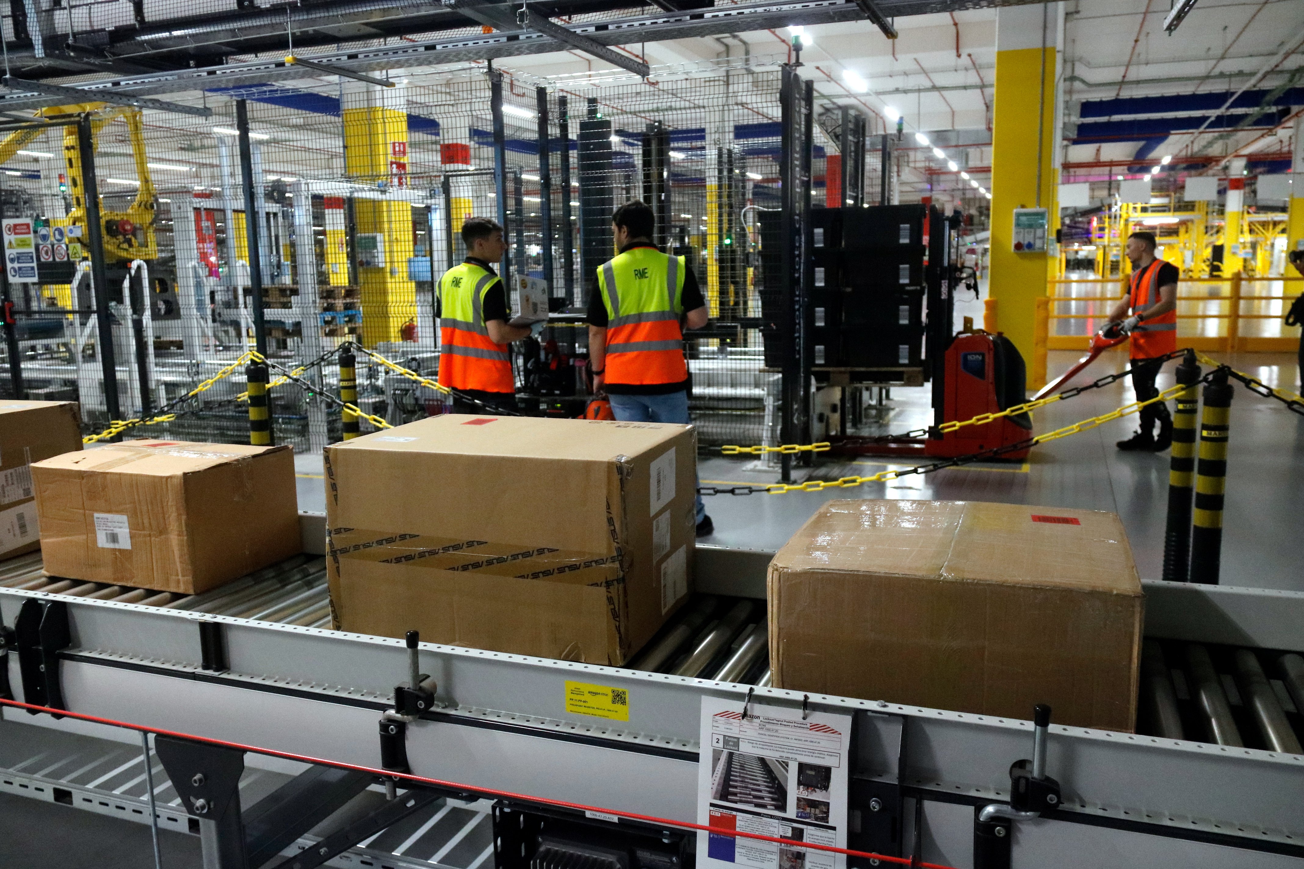 El almacén de Amazon en Figueres expedirá 600.000 pedidos diarios a toda Europa