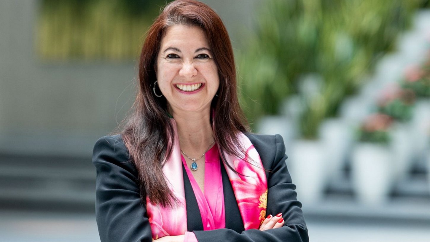 Biden designa a la economista Adriana Kugler como gobernadora de la Fed, la primera latina en asumir el cargo
