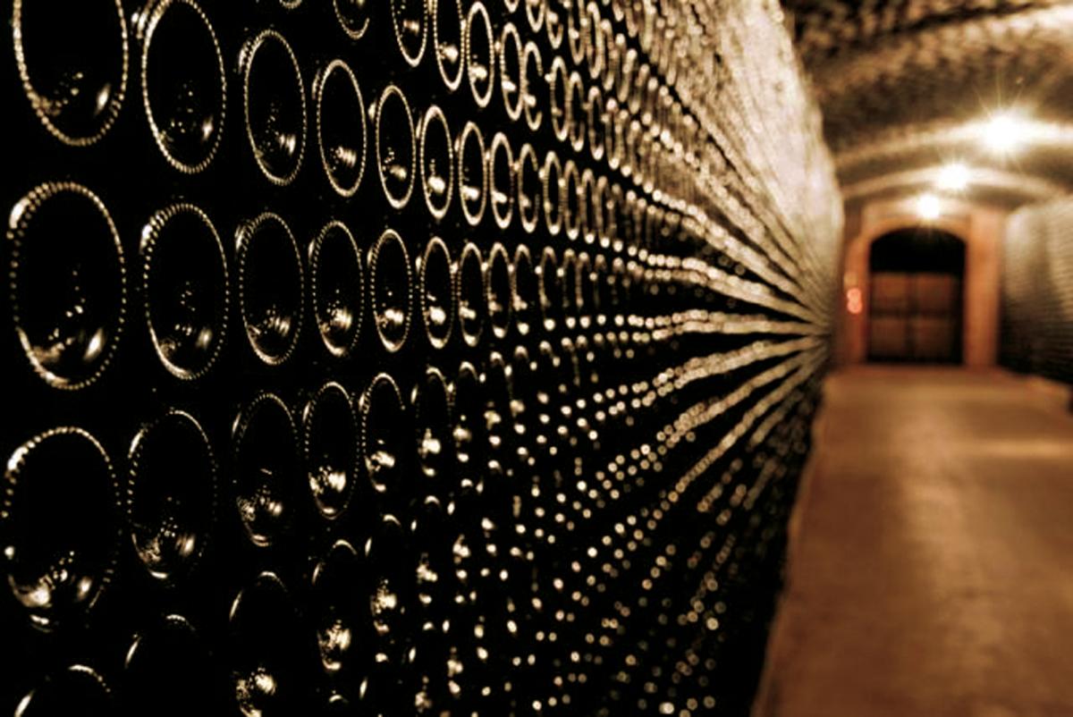 Els treballadors del cava cobraran una paga extra de 1.750 euros pels dos darrers anys, que es consolidarà