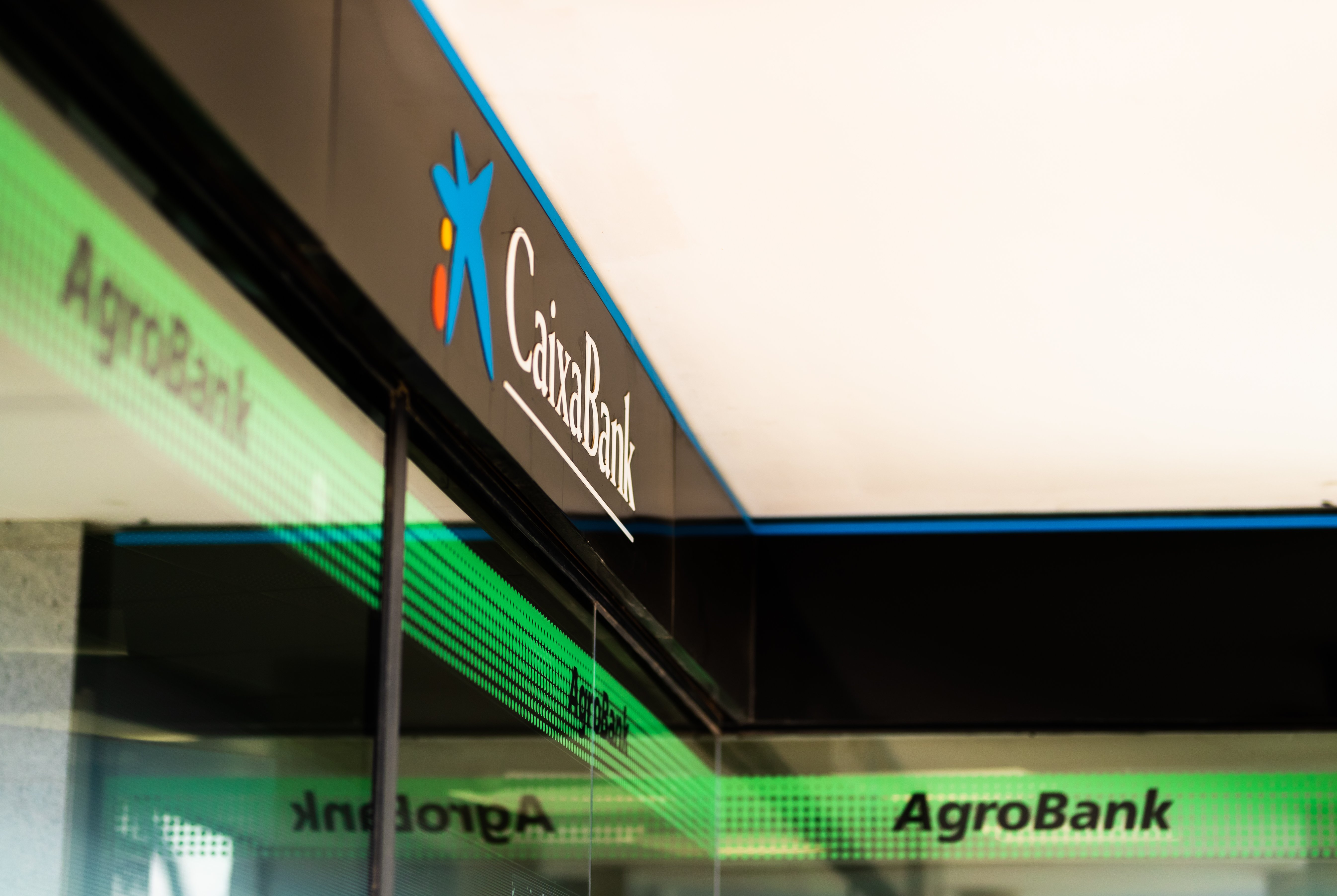 AgroBank (CaixaBank) oferta 7.000 millones en préstamos a los agricultores para afrontar la sequía