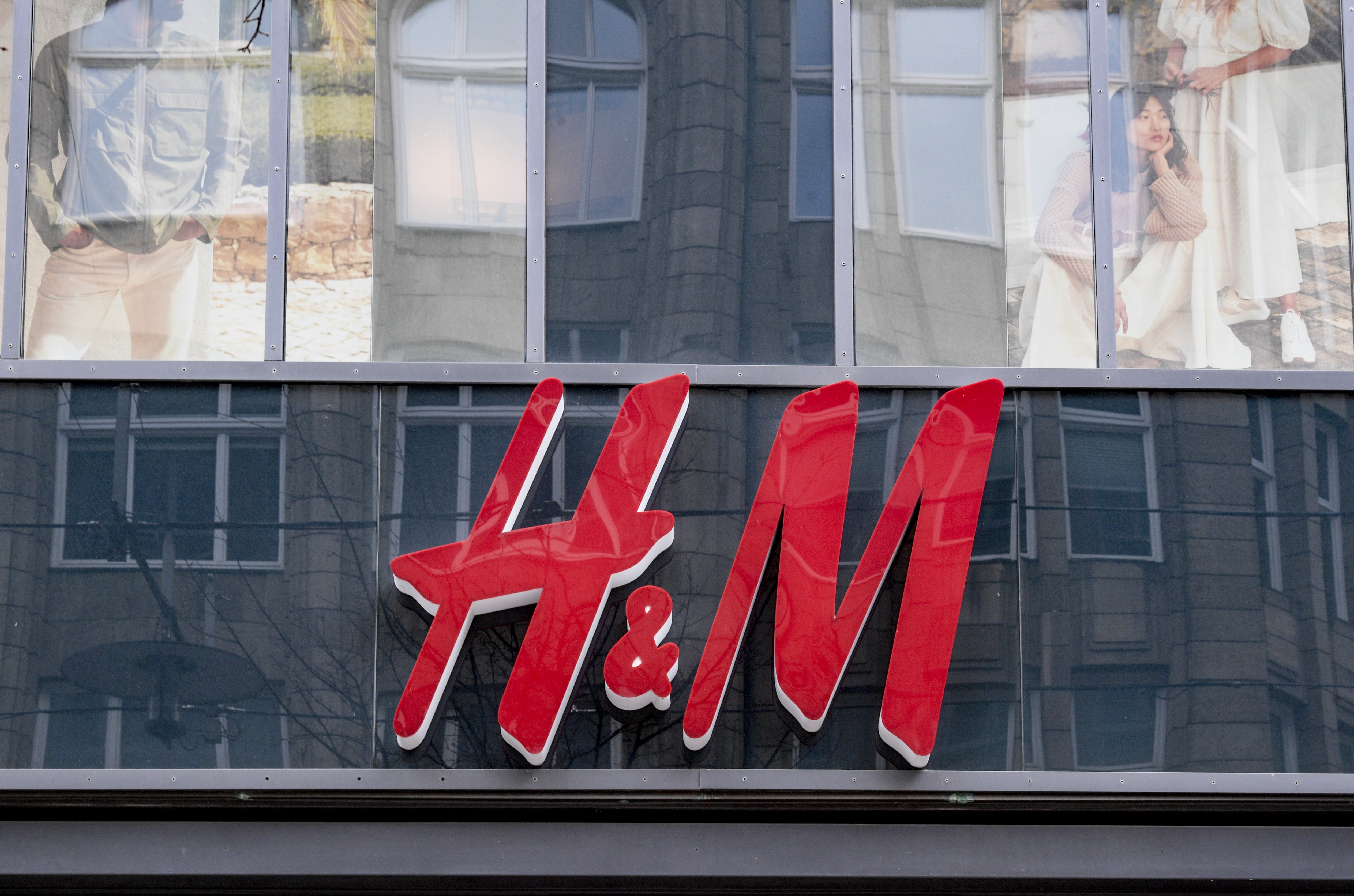 h&m