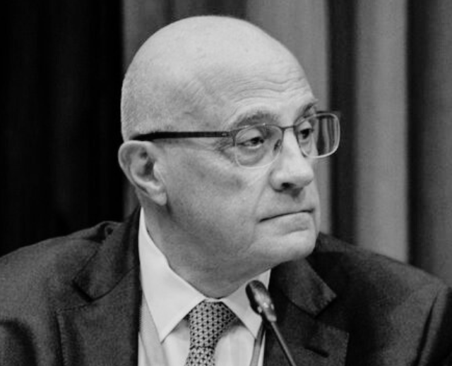 B&W Josep Oliu