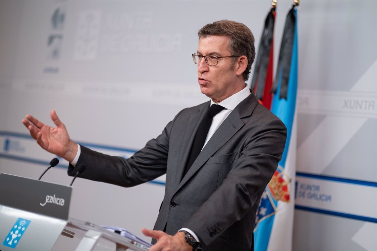 Feijóo promet rebaixar l'IRPF als qui guanyin menys de 40.000 euros si governa