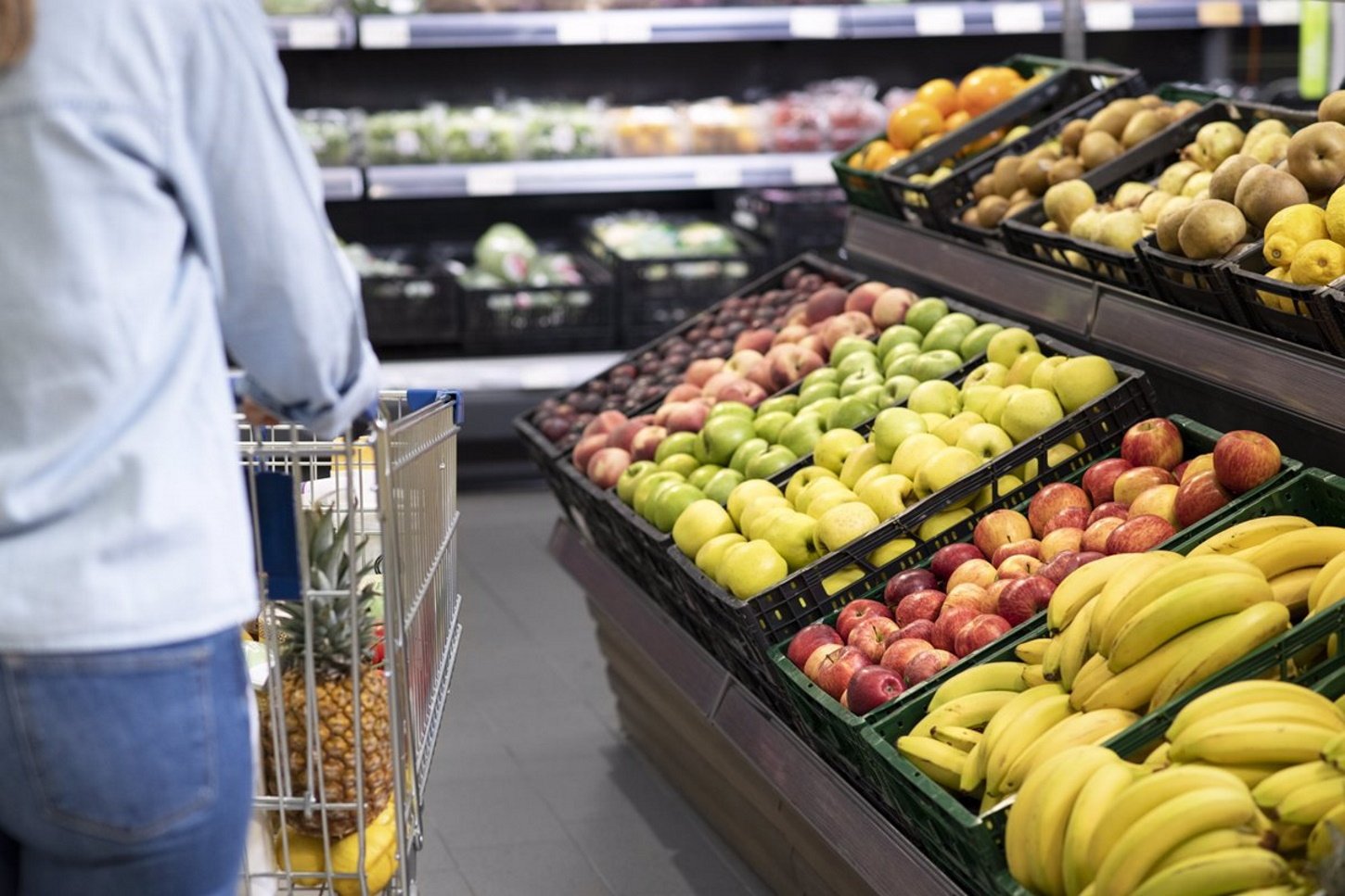 Los supermercados ajustan estrategias para captar clientes cada vez menos fieles
