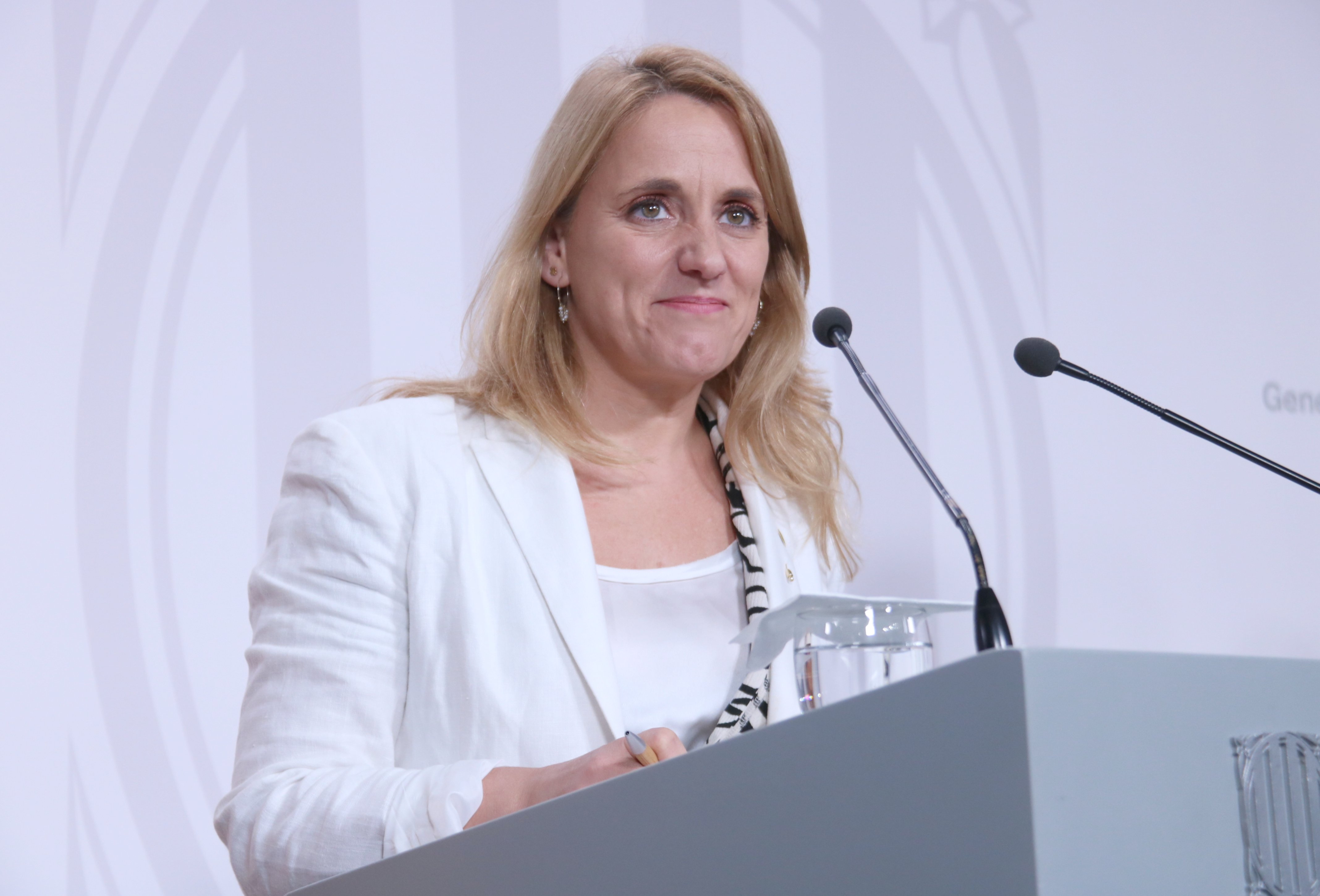 Natàlia Mas exigeix a Montero la previsió d’ingressos i critica el dèficit zero